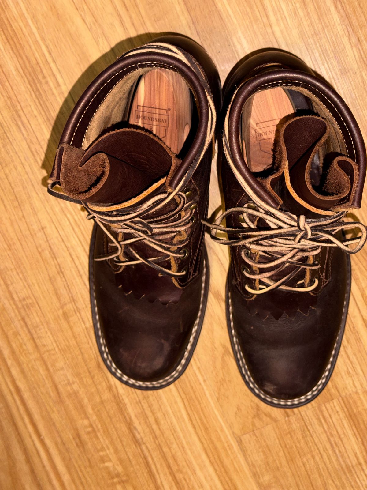 Photo by Ahab78 on October 1, 2025 of the Frank's Boots Wilshire in Seidel Brown Domain.