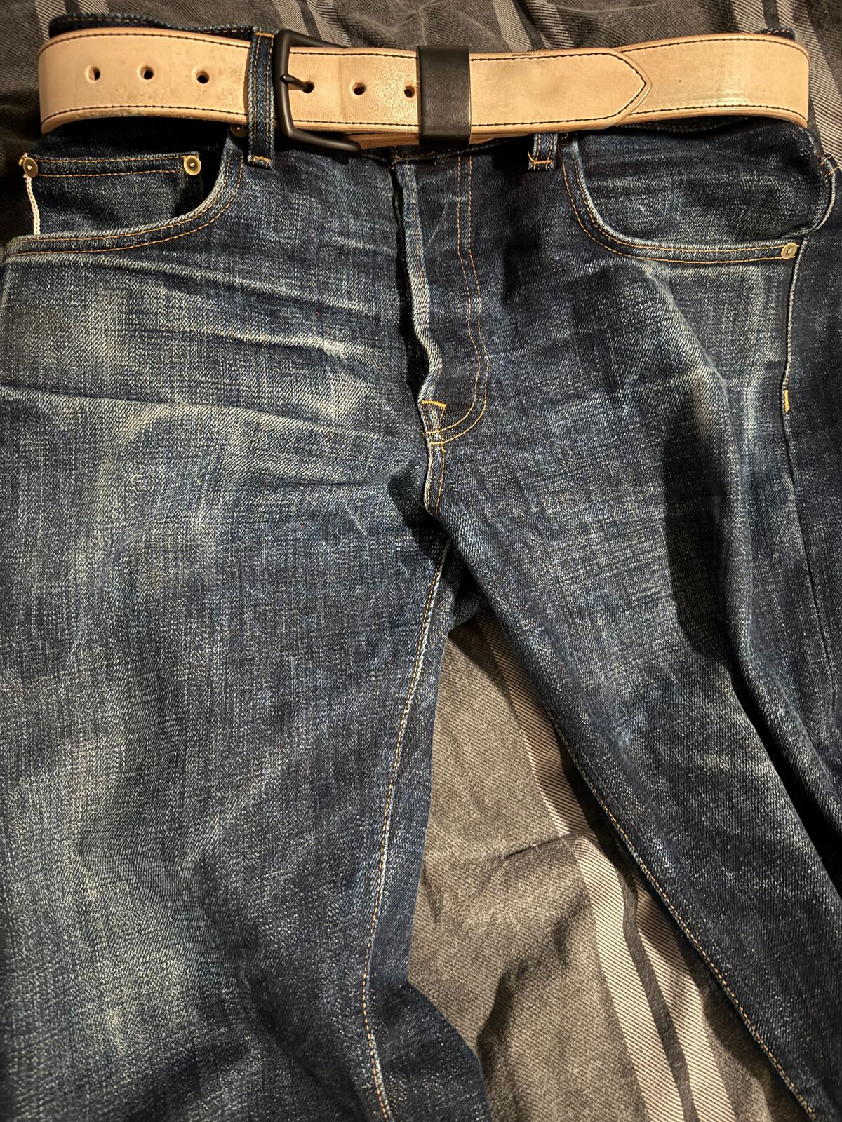 Photo by bootbrodrew on December 5, 2025 of the Nicks Blackout Dome Belt in Wickett & Craig Natural Veg Tan.