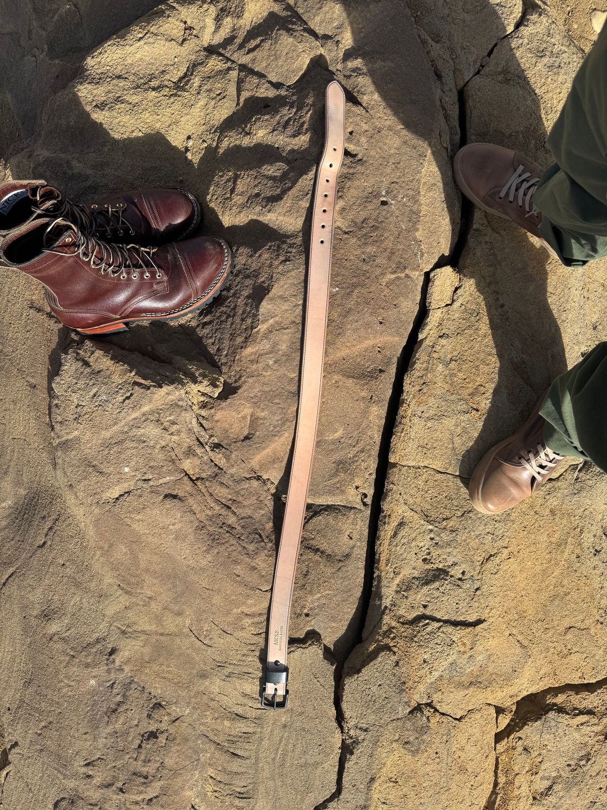 Photo by bootbrodrew on January 4, 2026 of the Nicks Blackout Dome Belt in Wickett & Craig Natural Veg Tan.