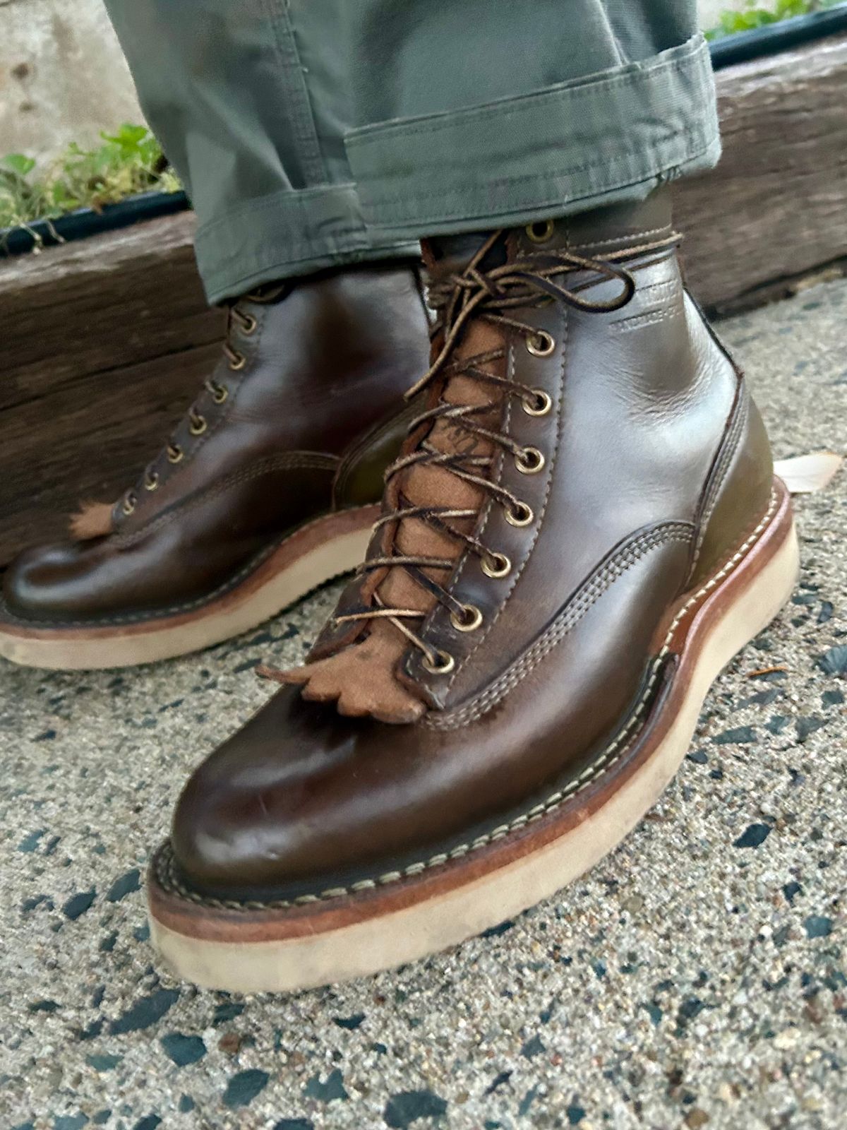 Photo by Vic on June 13, 2026 of the White's C350ltt-cs in Horween Greener Pastures Dublin.