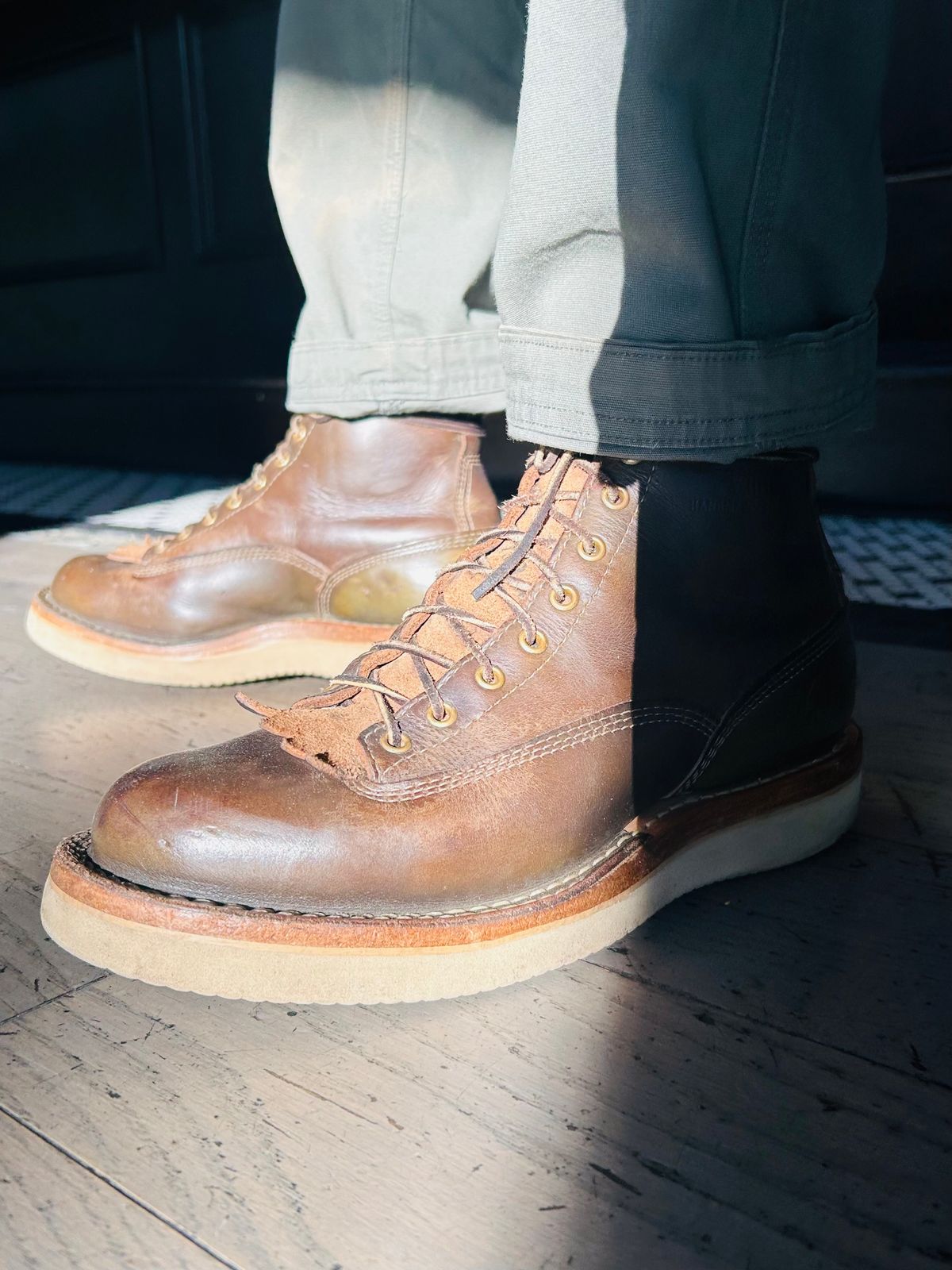 Photo by Vic on June 13, 2026 of the White's C350ltt-cs in Horween Greener Pastures Dublin.