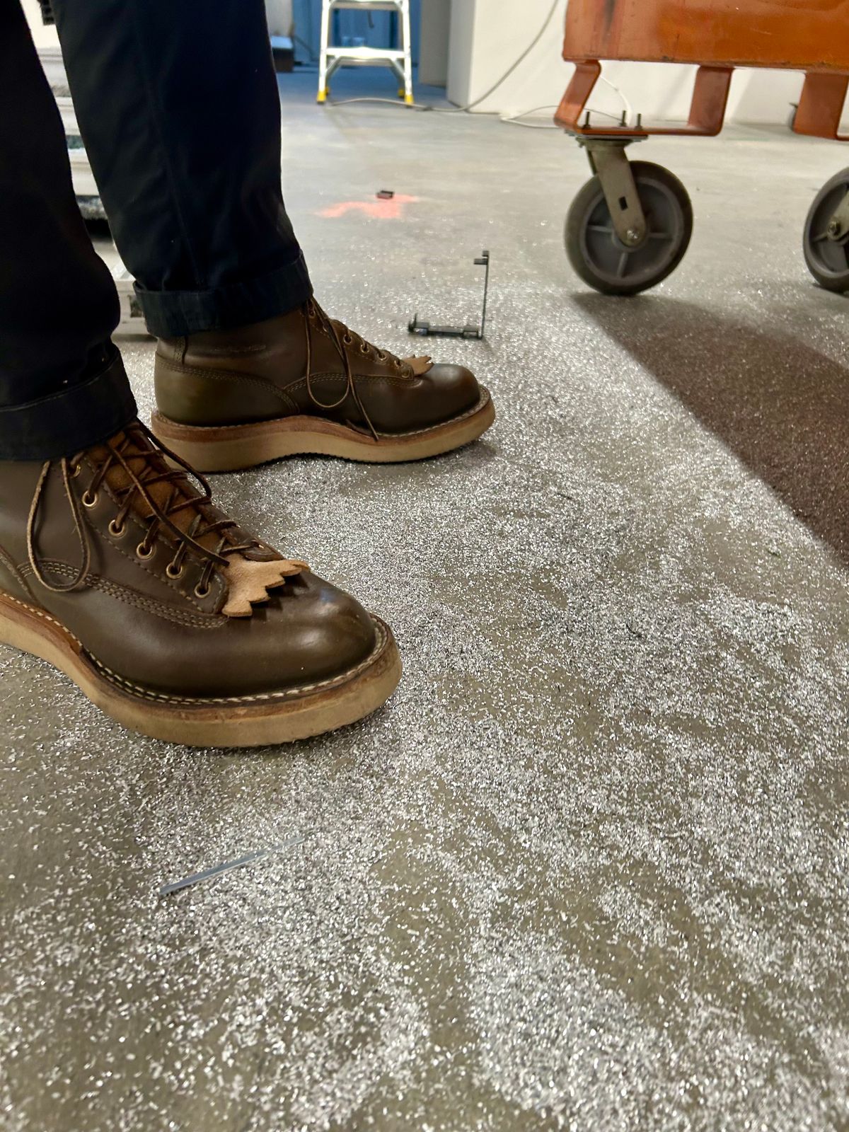 Photo by Vic on November 3, 2025 of the Whites Green Pasture Lace To Toe C350ltt-cs in Horween Greener Pastures Dublin.