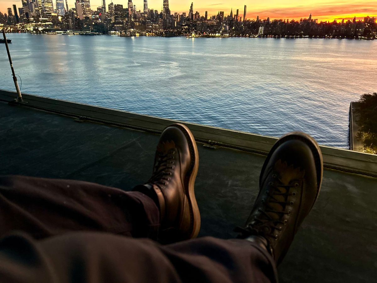 Photo by Vic on November 7, 2025 of the Whites Green Pasture Lace To Toe C350ltt-cs in Horween Greener Pastures Dublin.