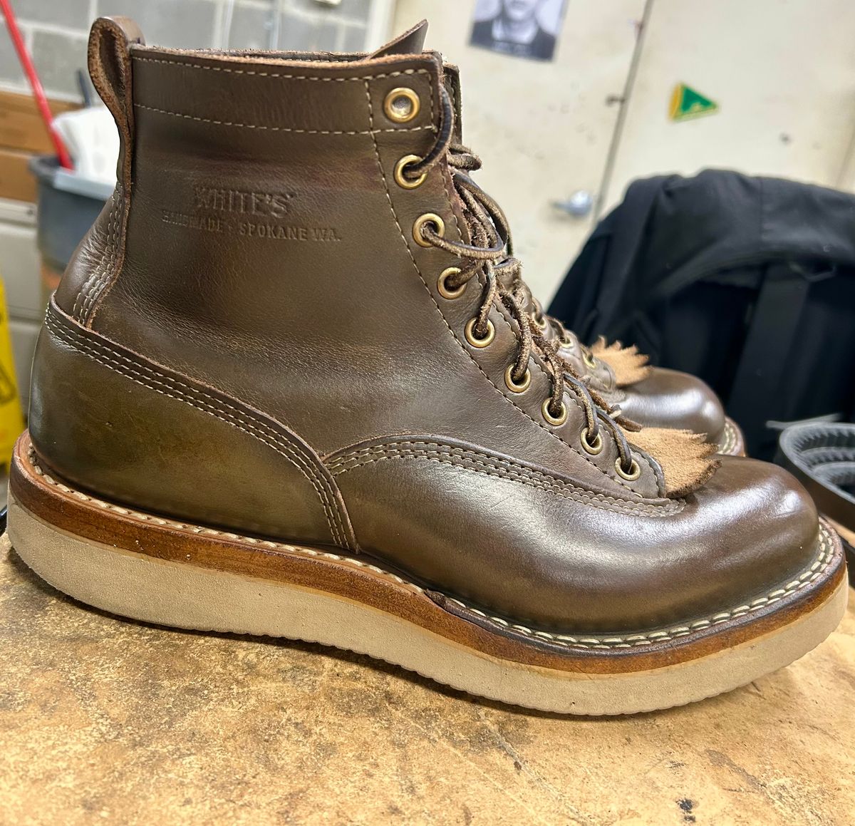 Photo by Vic on February 25, 2026 of the Whites Green Pasture Lace To Toe C350ltt-cs in Horween Greener Pastures Dublin.
