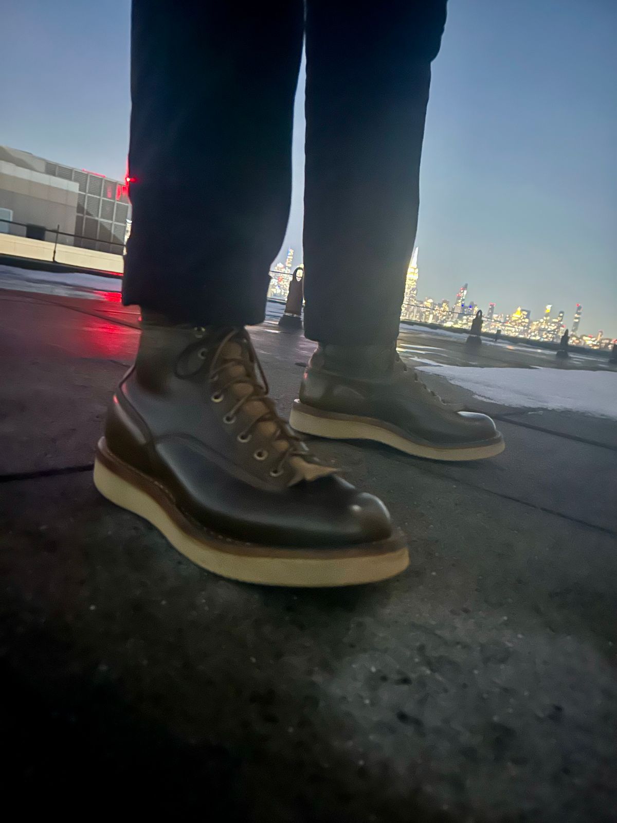 Photo by Vic on February 25, 2026 of the Whites Green Pasture Lace To Toe C350ltt-cs in Horween Greener Pastures Dublin.