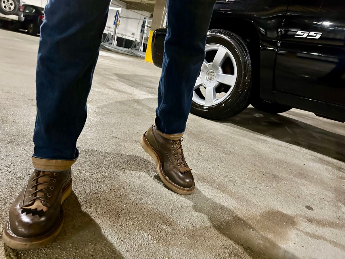 Photo by Vic on February 28, 2026 of the Whites Green Pasture Lace To Toe C350ltt-cs in Horween Greener Pastures Dublin.