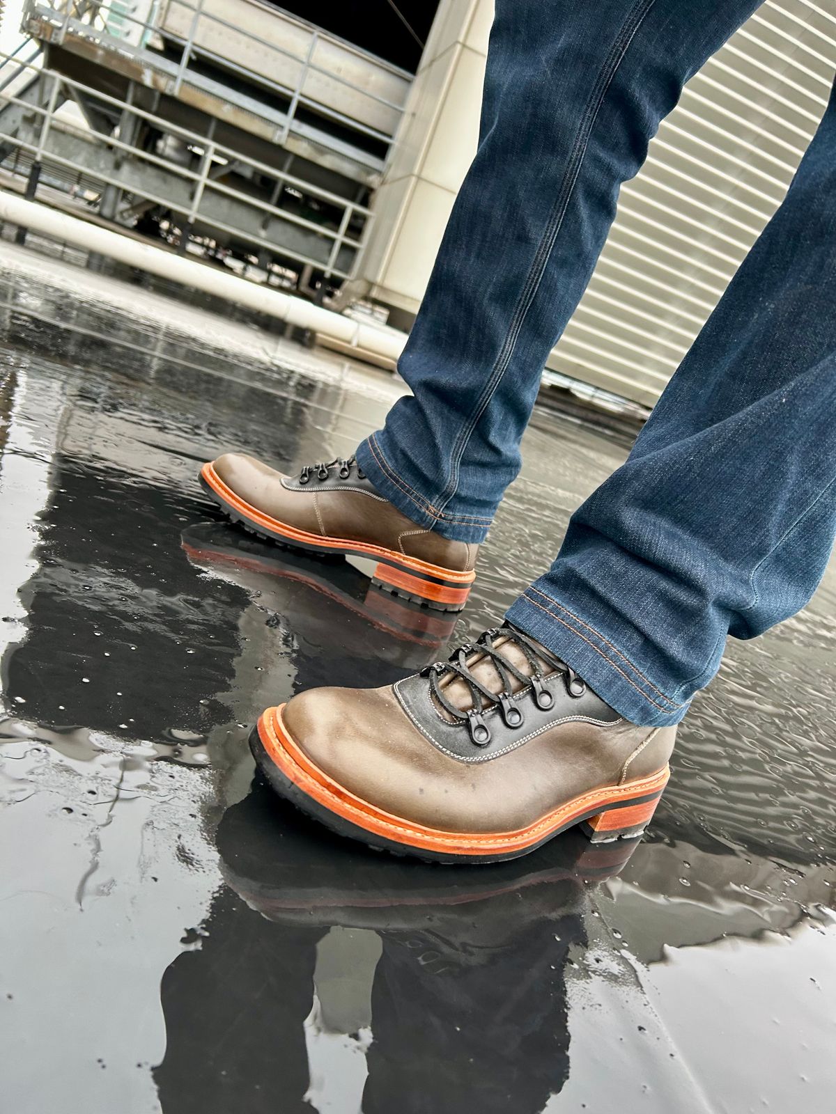 Photo by Vic on December 23, 2025 of the Blkbrd Shoemaker Bulwark Trek Boot in Horween Green Horse Rump.