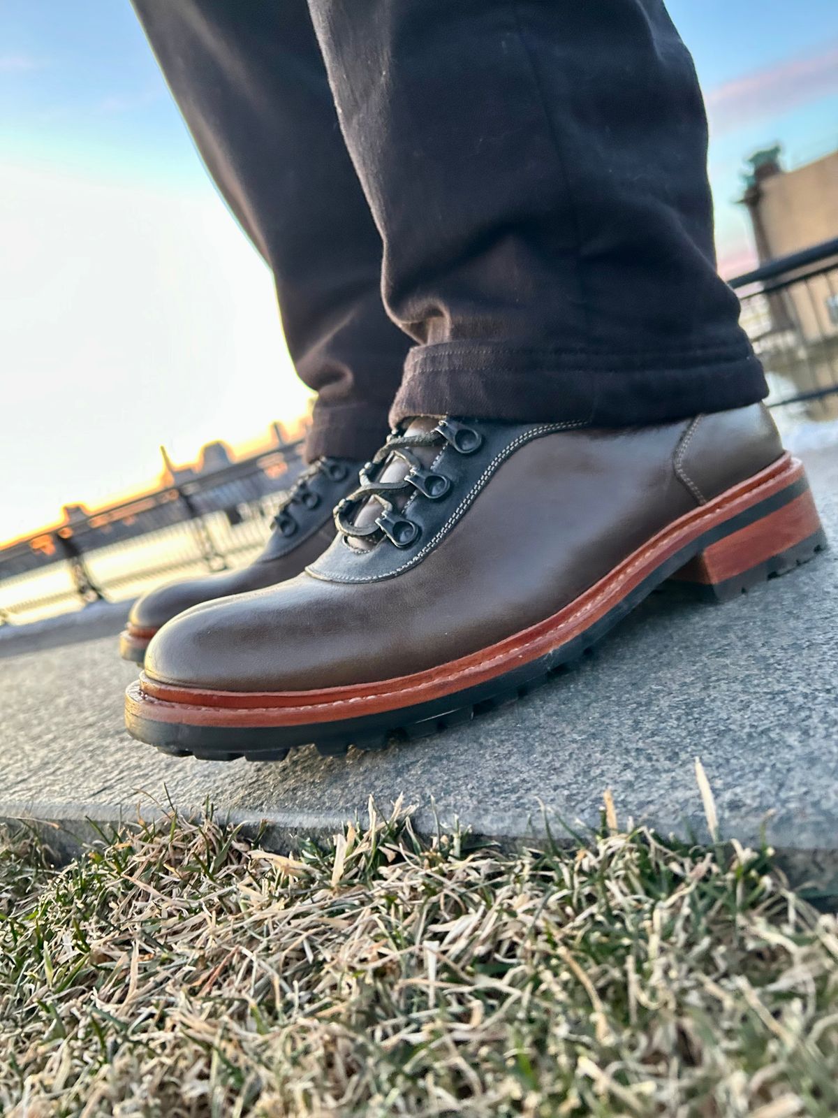 Photo by Vic on January 3, 2026 of the Blkbrd Shoemaker Bulwark Trek Boot in Horween Green Horse Rump.