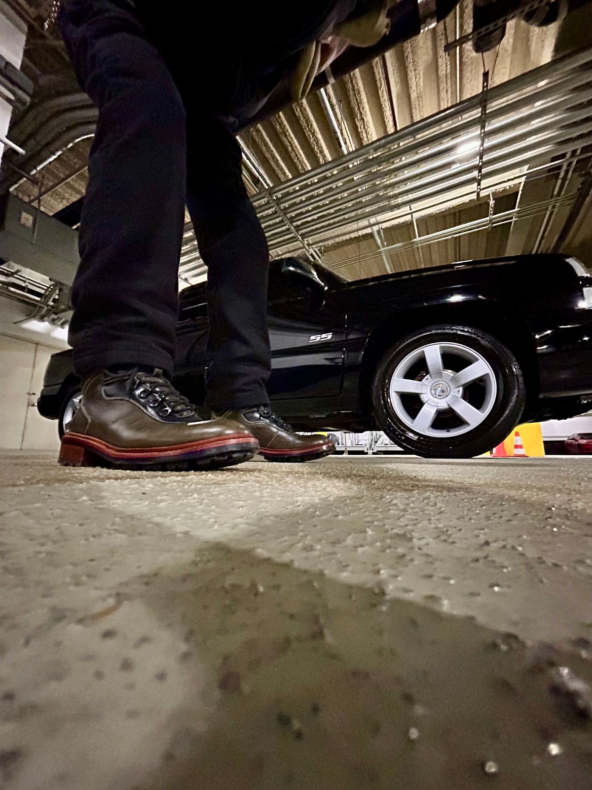 Photo by Vic on January 3, 2026 of the Blkbrd Shoemaker Bulwark Trek Boot in Horween Green Horse Rump.