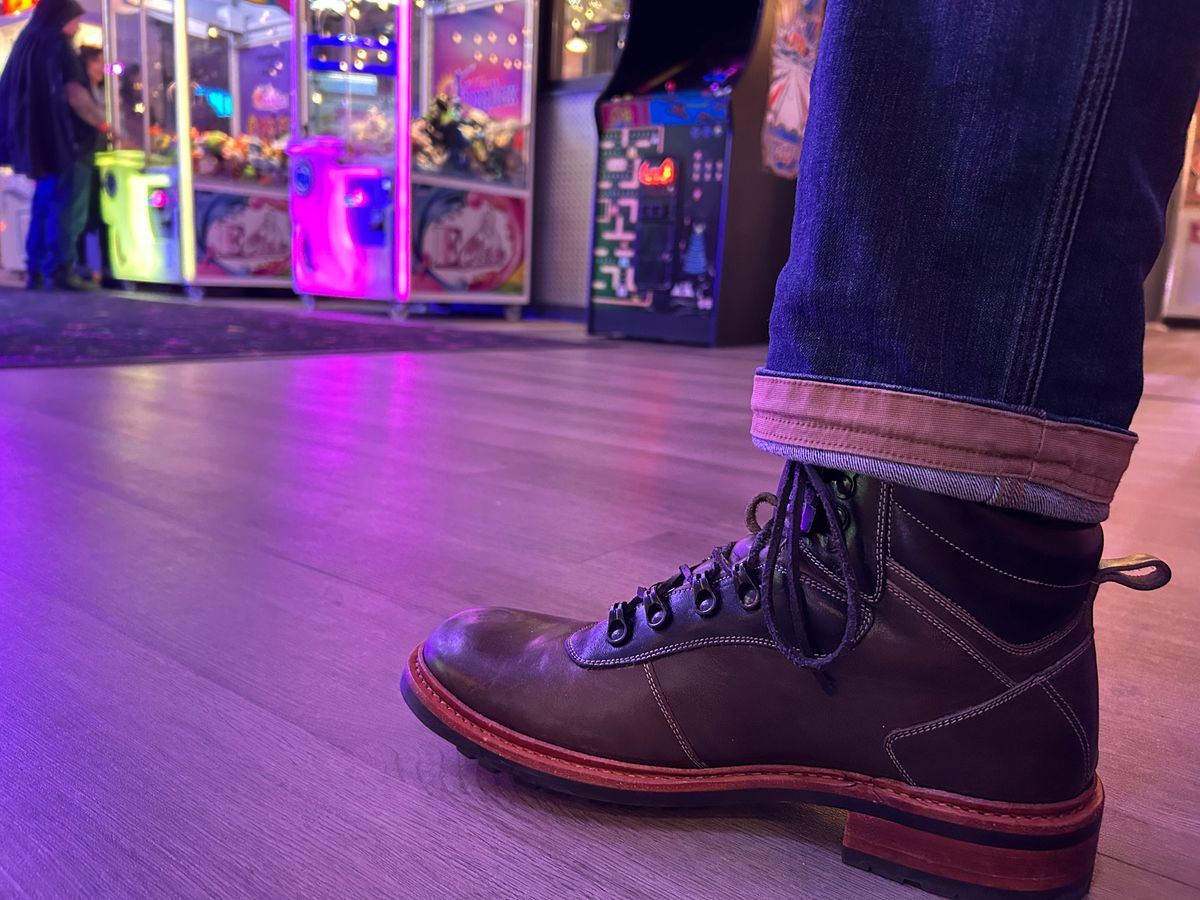 Photo by Vic on January 18, 2026 of the Blkbrd Shoemaker Bulwark Trek Boot in Horween Green Horse Rump.