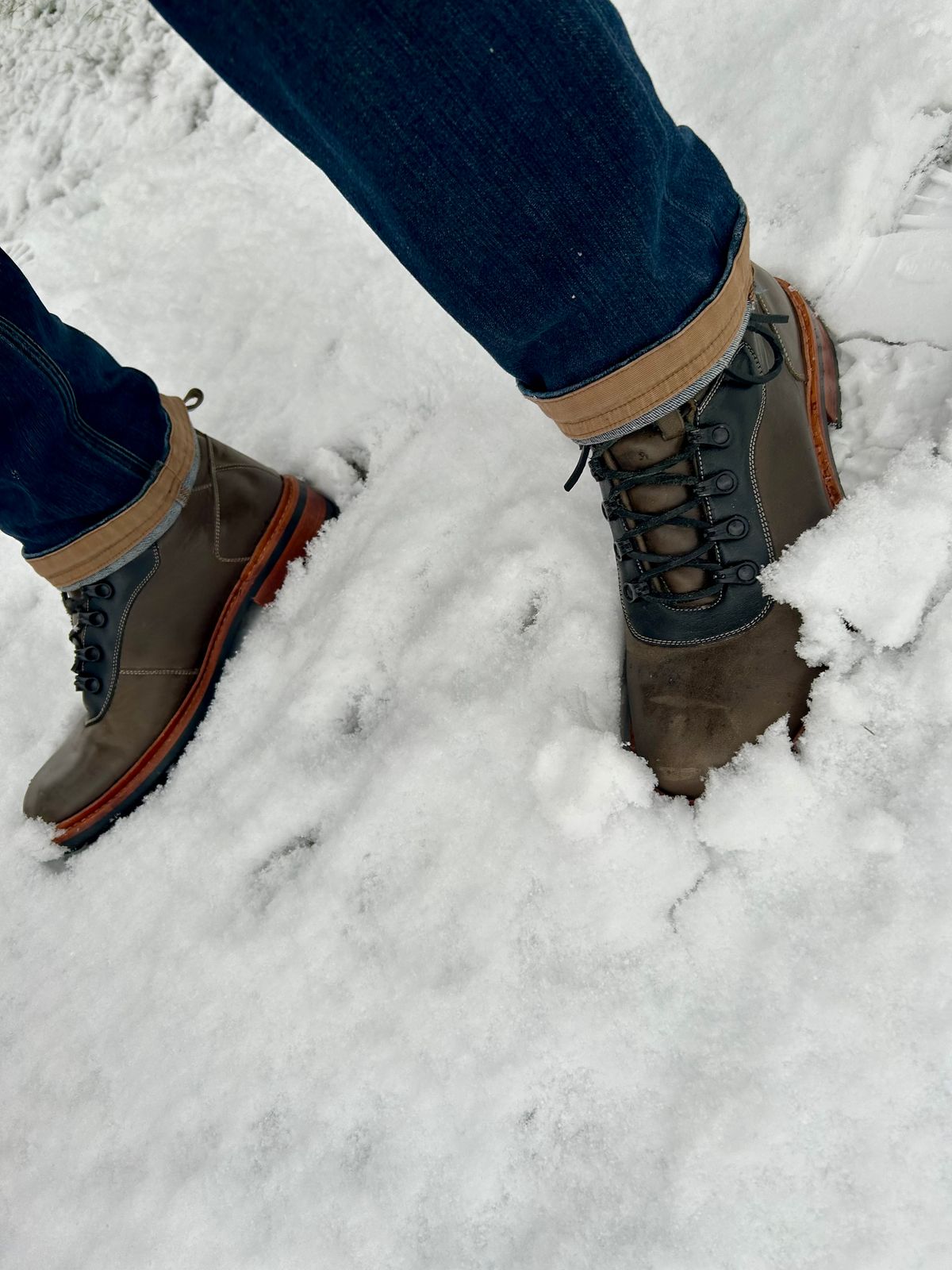 Photo by Vic on January 18, 2026 of the Blkbrd Shoemaker Bulwark Trek Boot in Horween Green Horse Rump.