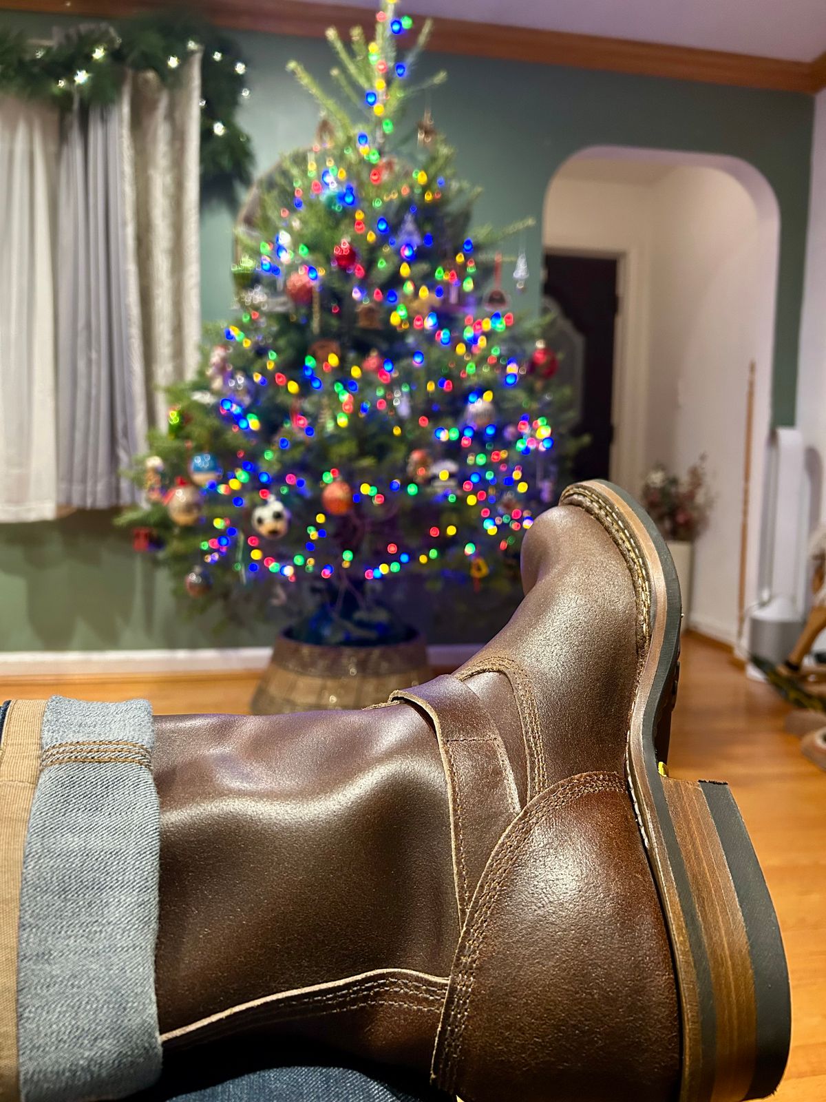 Photo by Vic on December 4, 2025 of the White's Nomad Engineer Boots in Horween Cinnamon Waxed Flesh.