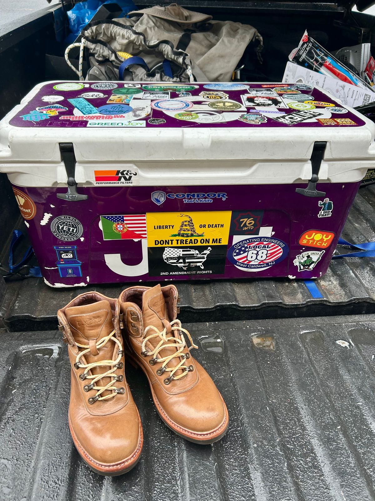 Photo by Vic on May 24, 2026 of the Blkbrd Shoemaker Bulwark Trek Boot in Horween Natural Chromepak.