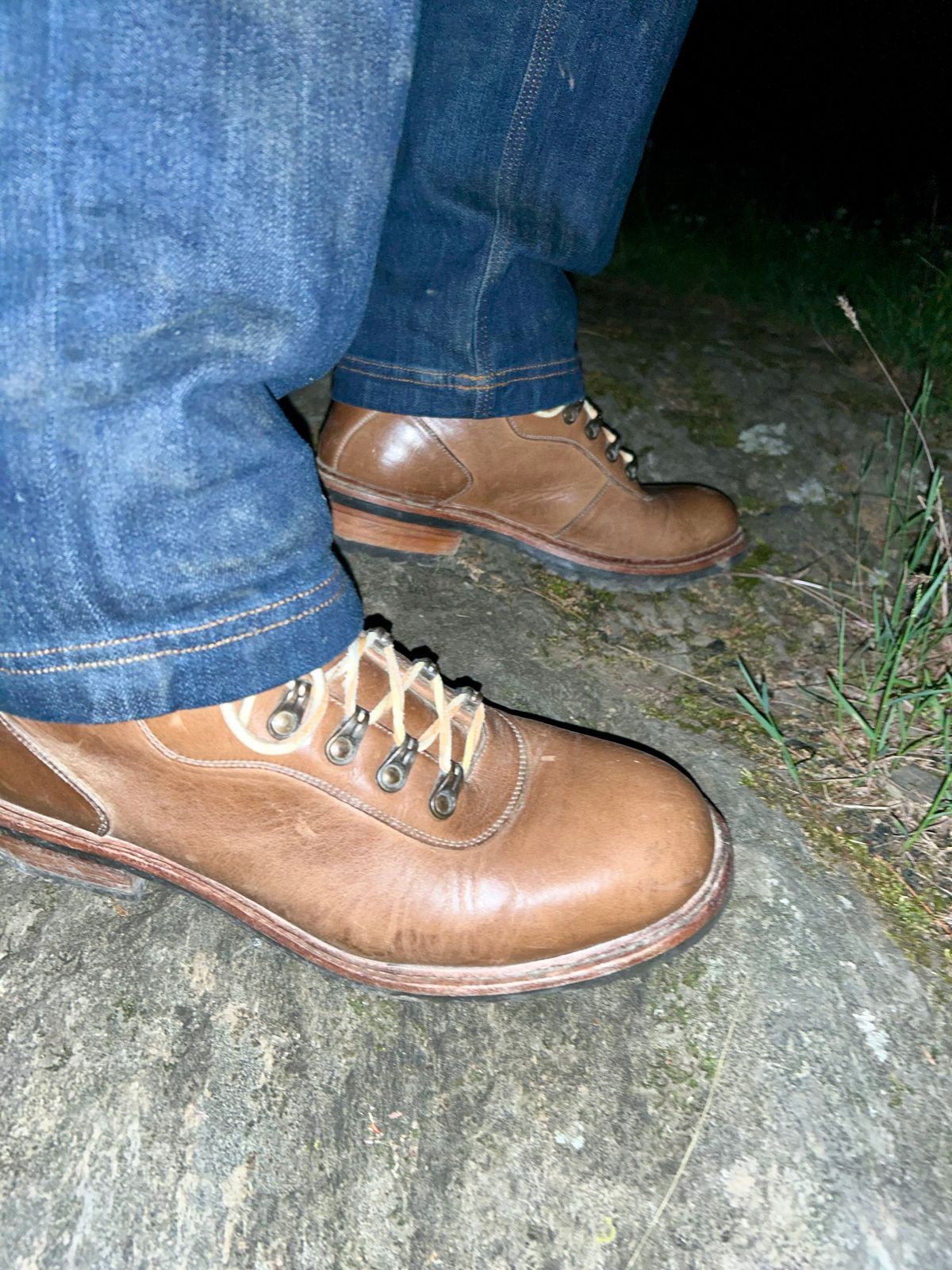 Photo by Vic on May 31, 2026 of the Blkbrd Shoemaker Bulwark Trek Boot in Horween Natural Chromepak.