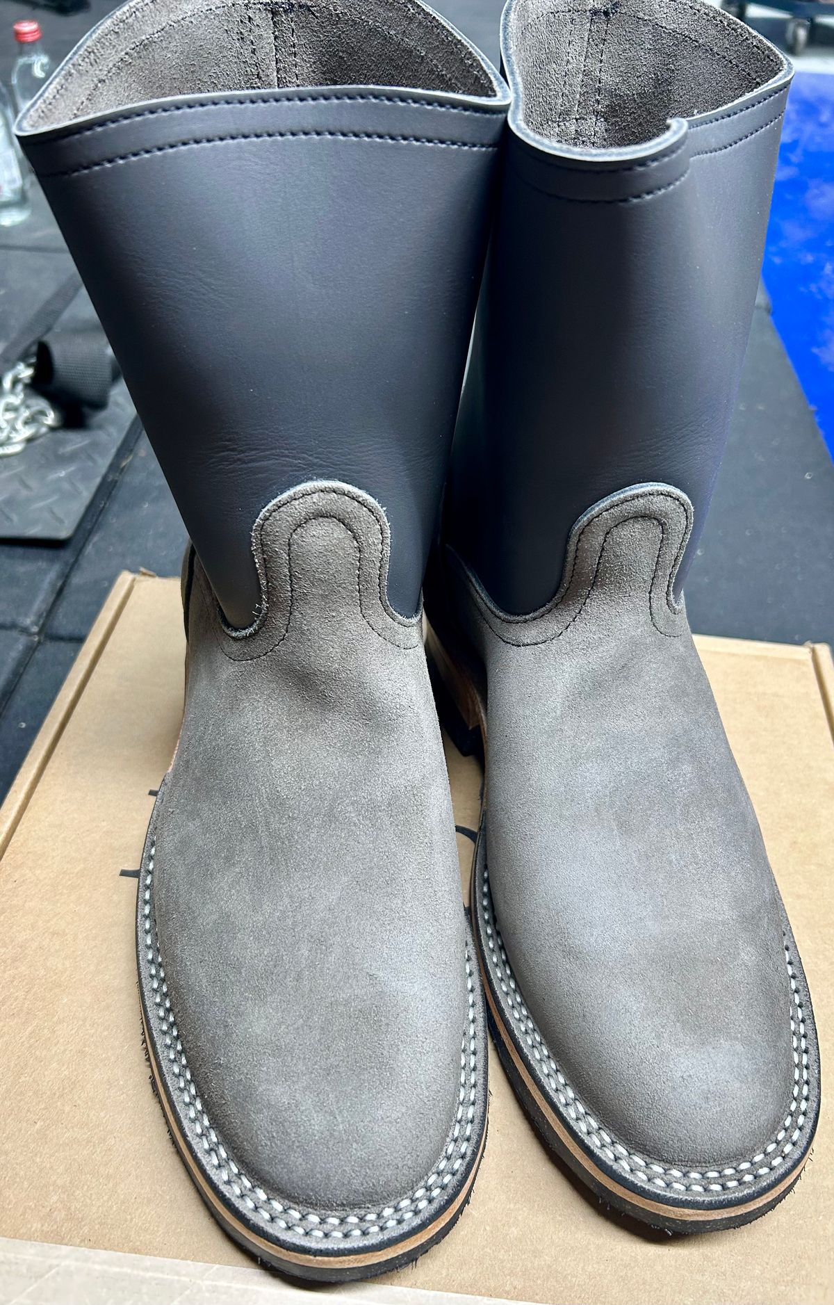 Photo by Vic on June 9, 2026 of the Nicks Doc Wellington in 1964 Ash Grey (7-8oz).