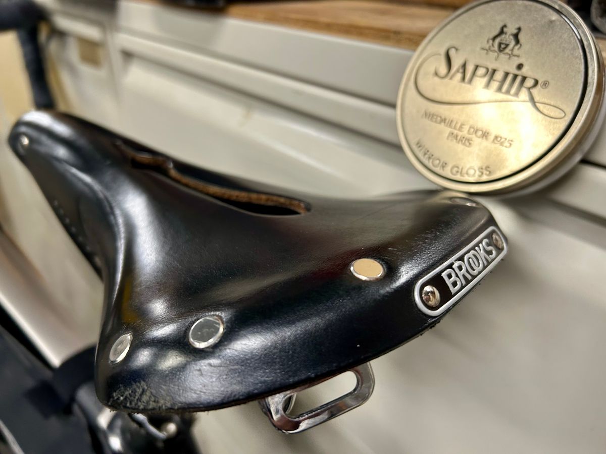 Photo by Vic on May 20, 2026 of the Brooks Saddle in Unknown Natural Veg Tan.