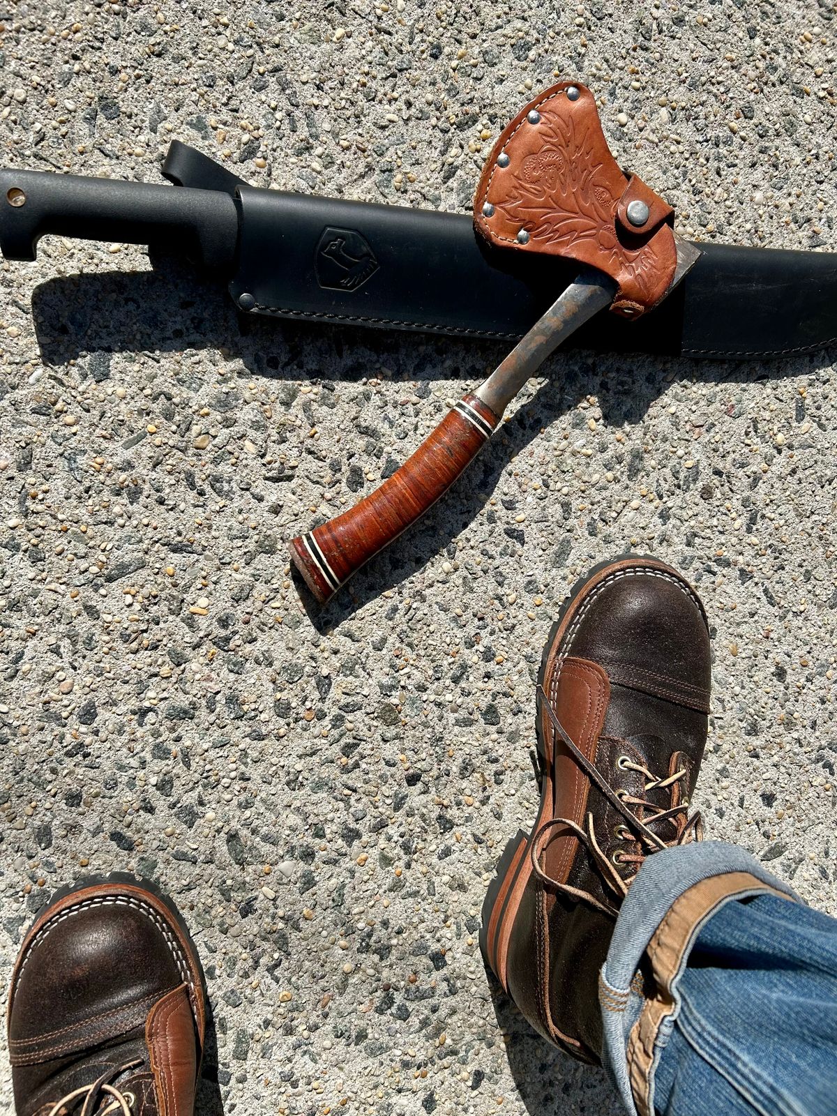 Photo by Vic on October 26, 2025 of the Nicks X Rose Anvil ND1 in Horween Black Waxed Flesh.