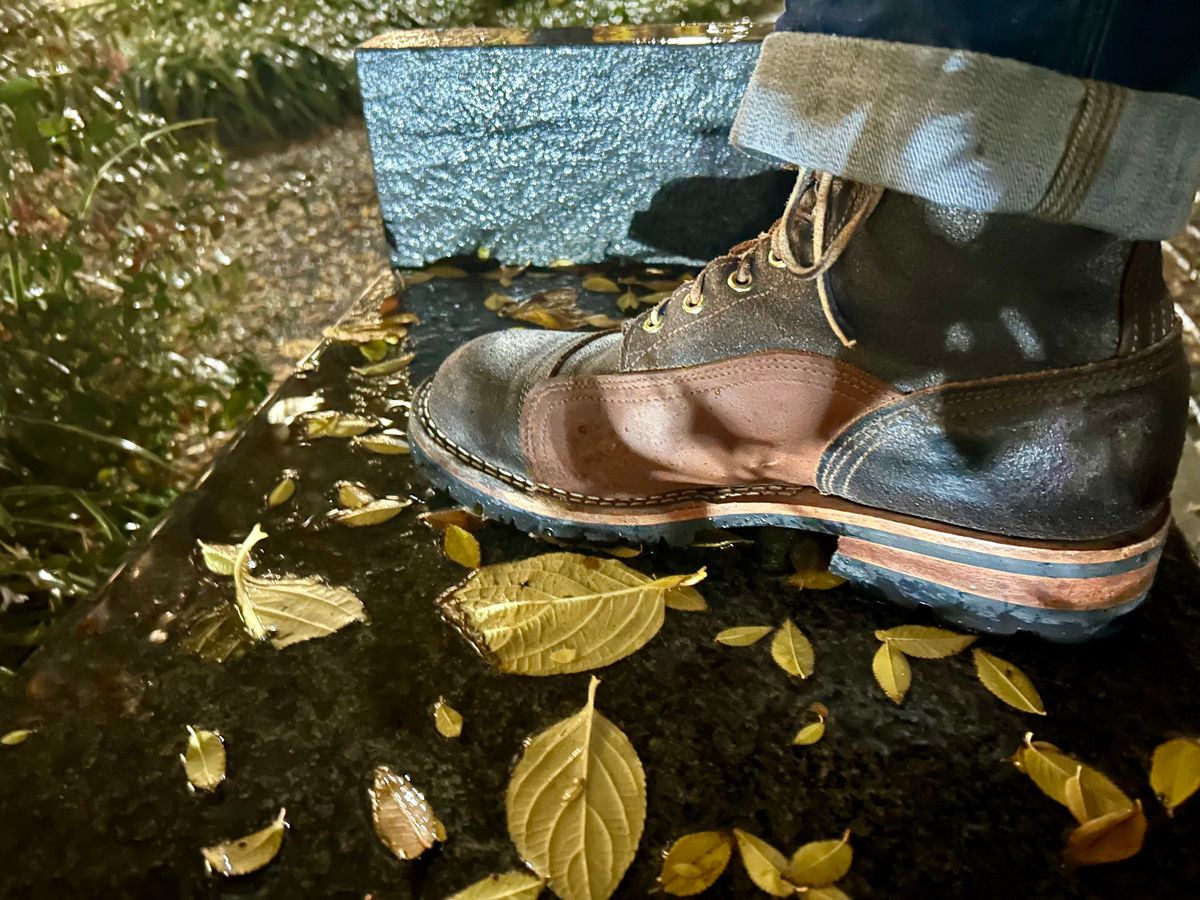 Photo by Vic on November 26, 2025 of the Nicks X Rose Anvil ND1 in Horween Black Waxed Flesh.