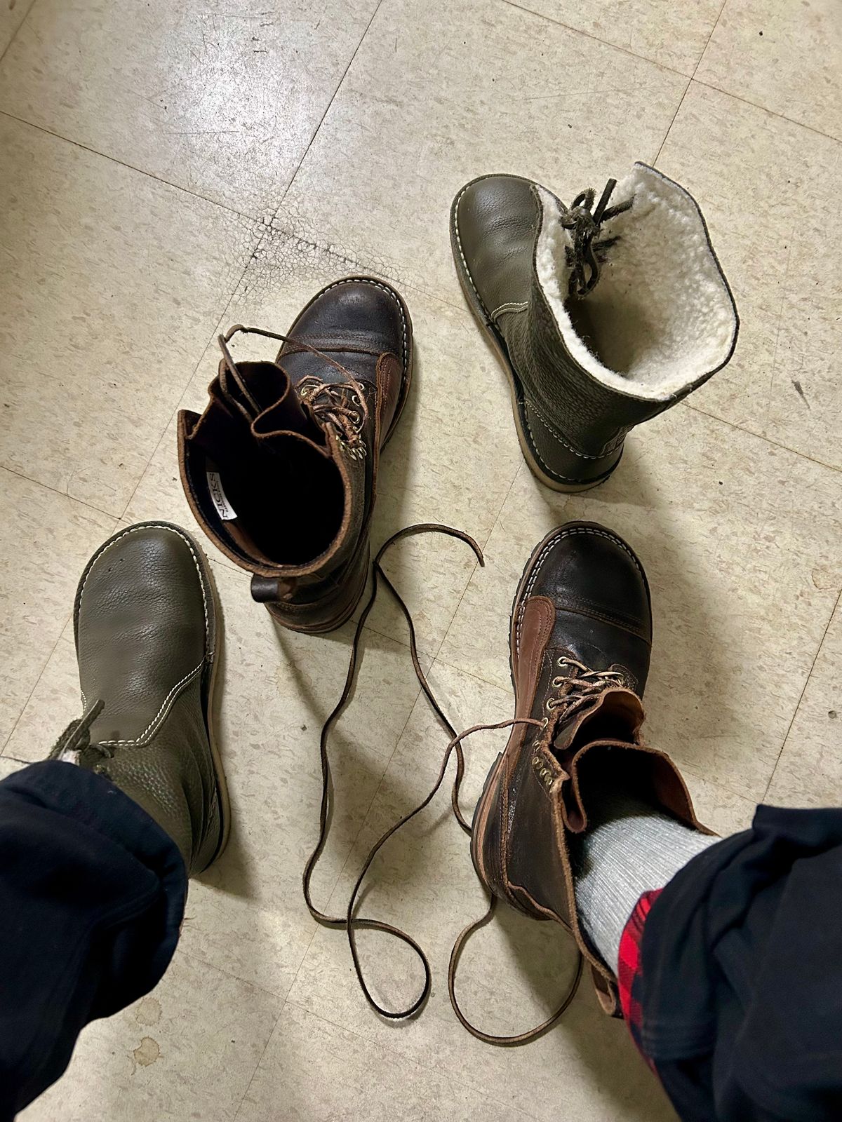 Photo by Vic on January 25, 2026 of the Nicks X Rose Anvil ND1 in Horween Black Waxed Flesh.