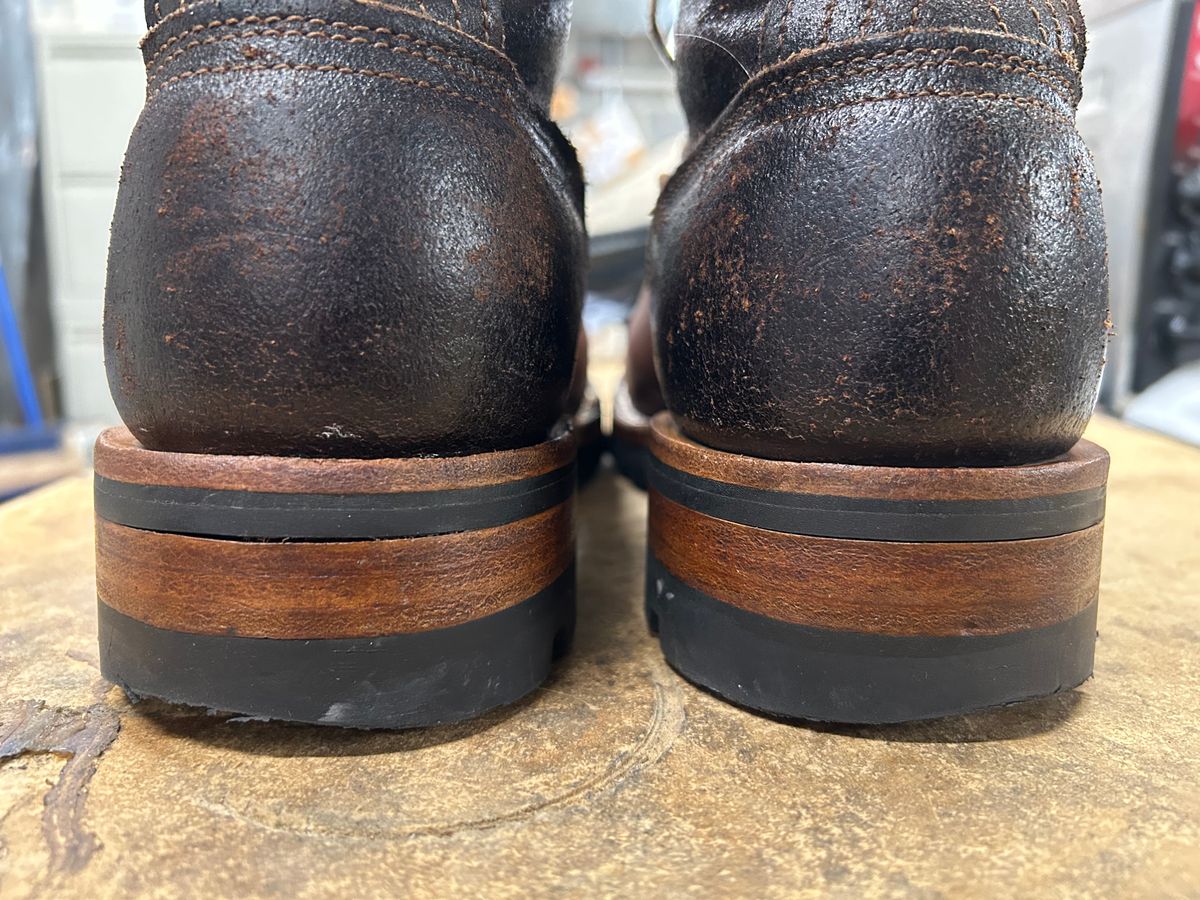 Photo by Vic on February 27, 2026 of the Nicks X Rose Anvil ND1 in Horween Black Waxed Flesh.