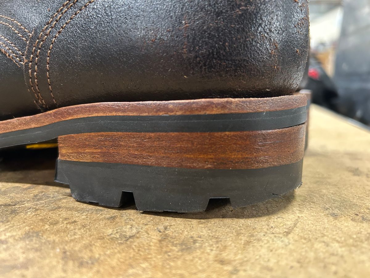 Photo by Vic on February 27, 2026 of the Nicks X Rose Anvil ND1 in Horween Black Waxed Flesh.