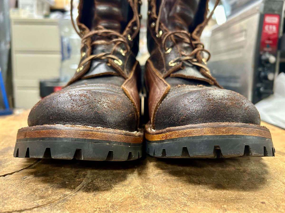 Photo by Vic on February 27, 2026 of the Nicks X Rose Anvil ND1 in Horween Black Waxed Flesh.