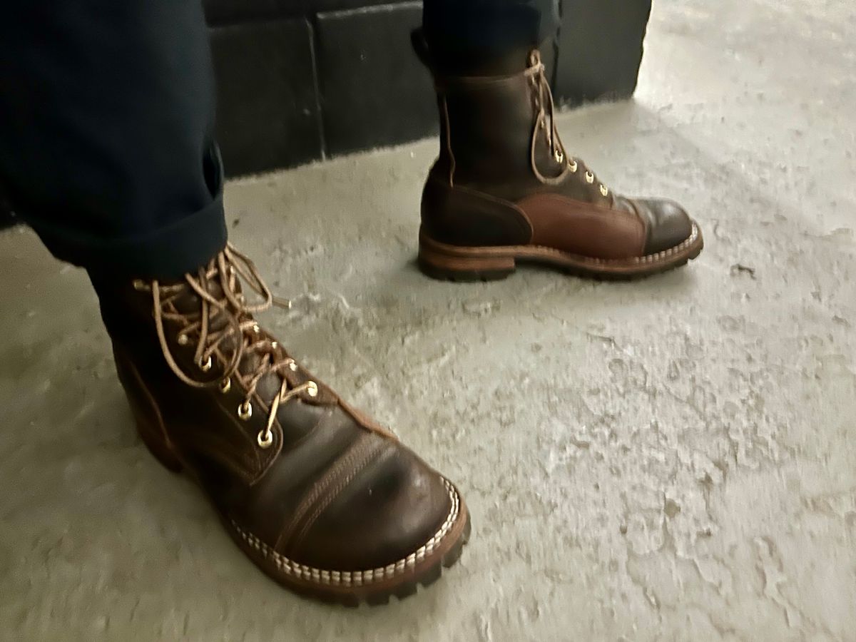 Photo by Vic on March 20, 2026 of the Nicks X Rose Anvil ND1 in Horween Black Waxed Flesh.