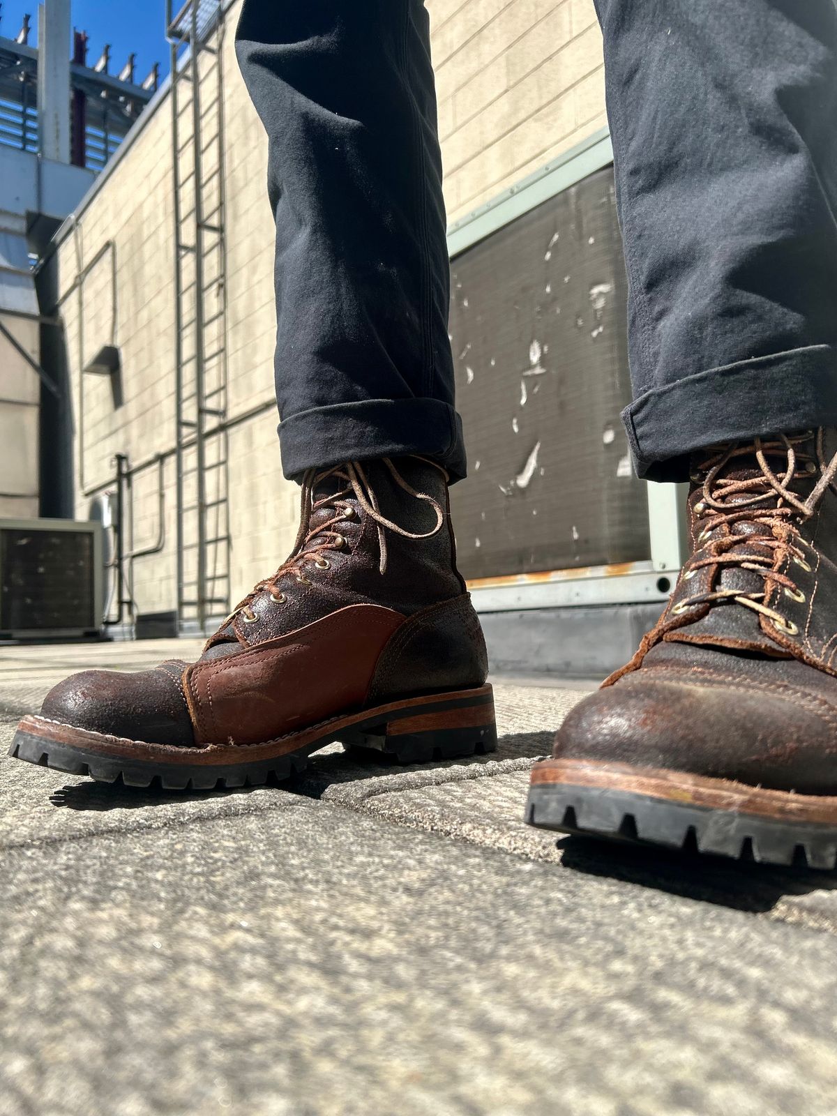 Photo by Vic on April 8, 2026 of the Nicks X Rose Anvil ND1 in Horween Black Waxed Flesh.