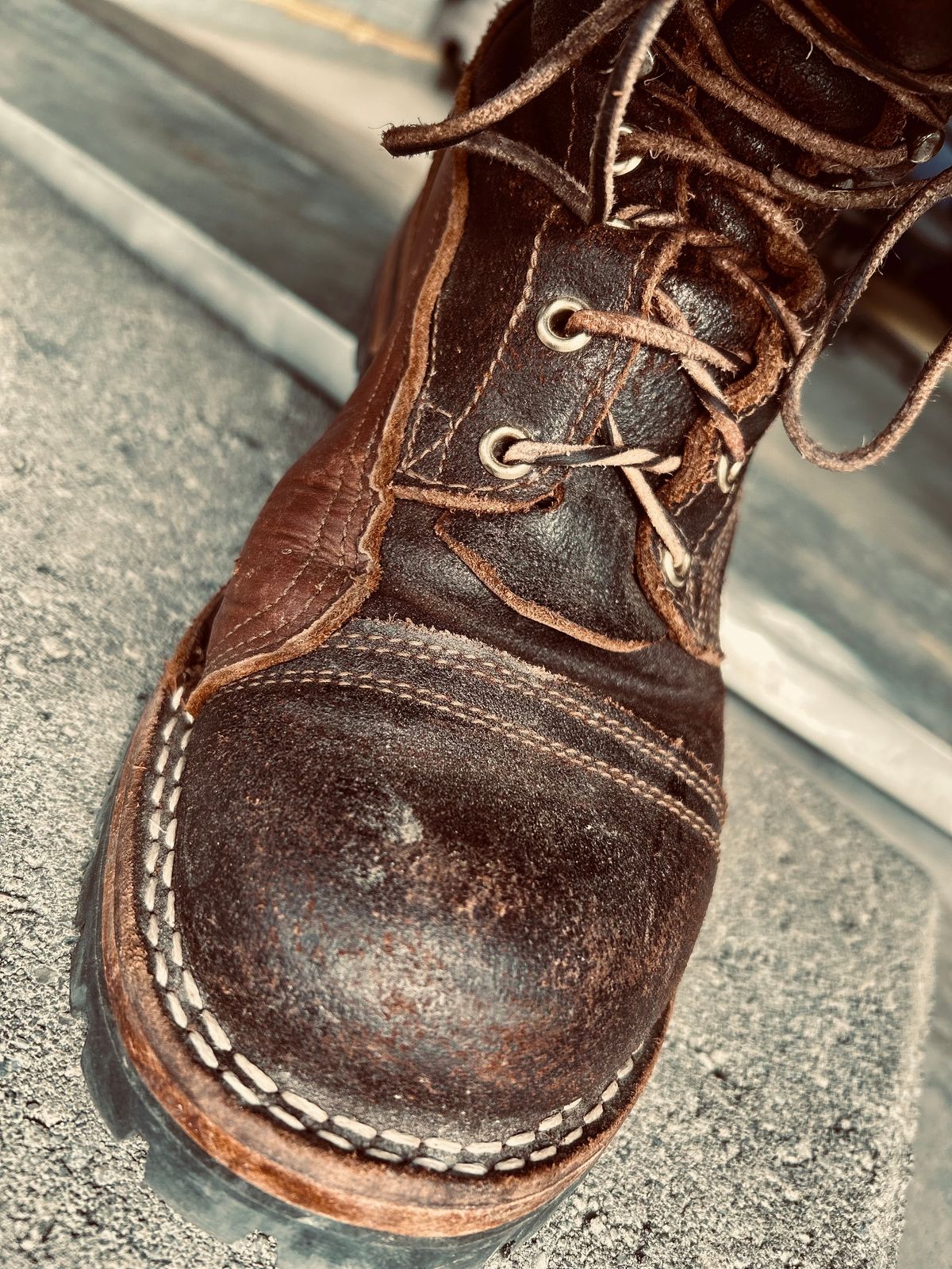 Photo by Vic on April 21, 2026 of the Nicks X Rose Anvil ND1 in Horween Black Waxed Flesh.