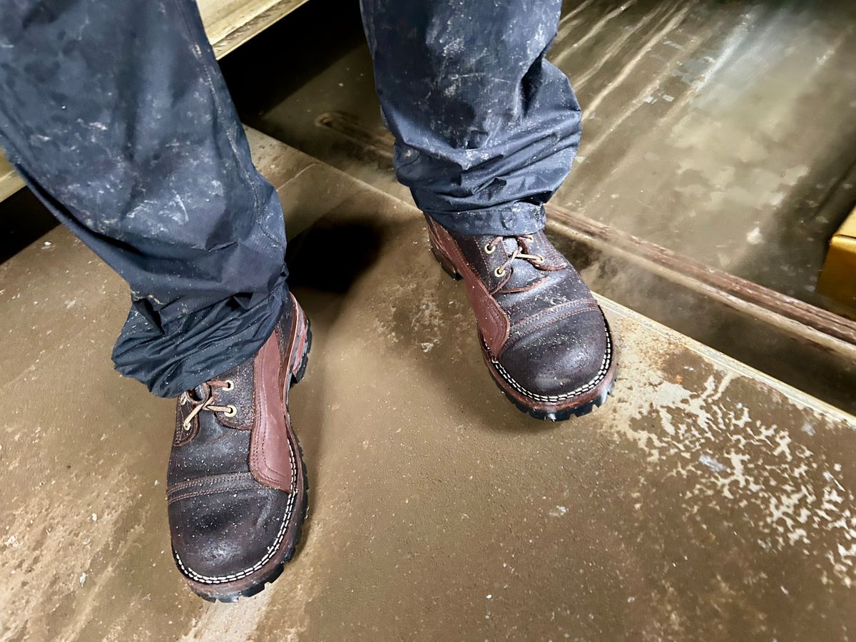 Photo by Vic on May 2, 2026 of the Nicks X Rose Anvil ND1 in Horween Black Waxed Flesh.