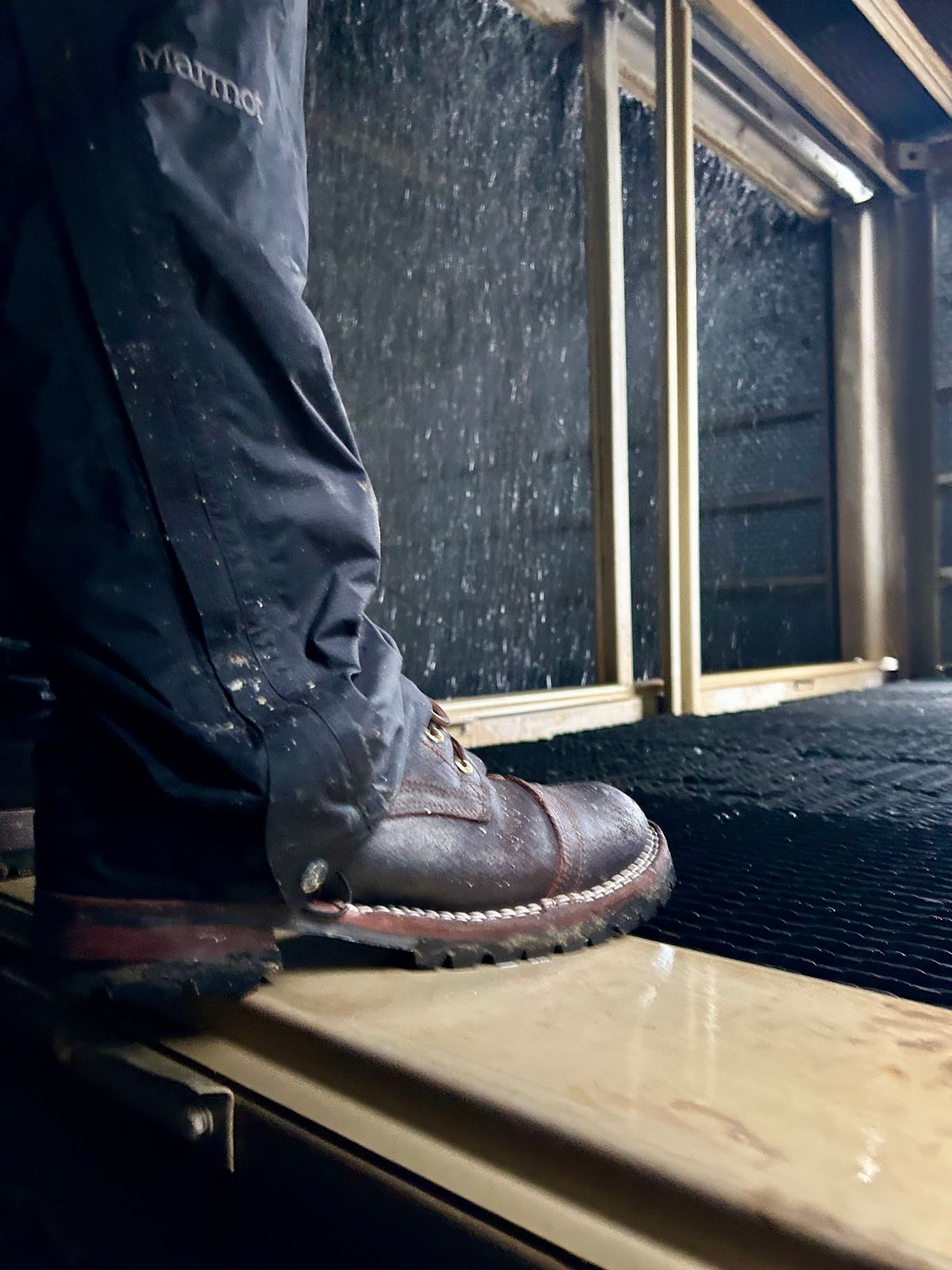 Photo by Vic on May 2, 2026 of the Nicks X Rose Anvil ND1 in Horween Black Waxed Flesh.