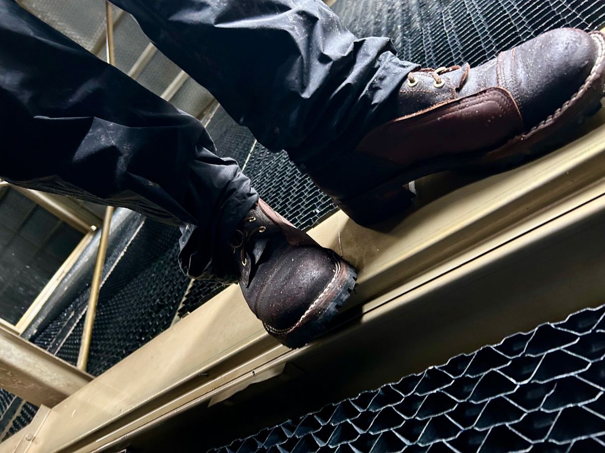 Photo by Vic on May 2, 2026 of the Nicks X Rose Anvil ND1 in Horween Black Waxed Flesh.