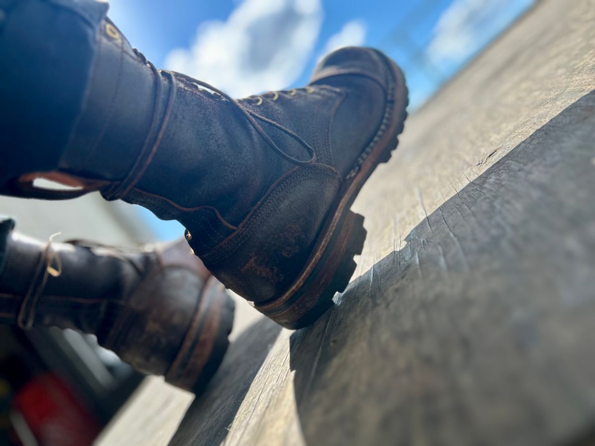 Photo by Vic on May 7, 2026 of the Nicks X Rose Anvil ND1 in Horween Black Waxed Flesh.