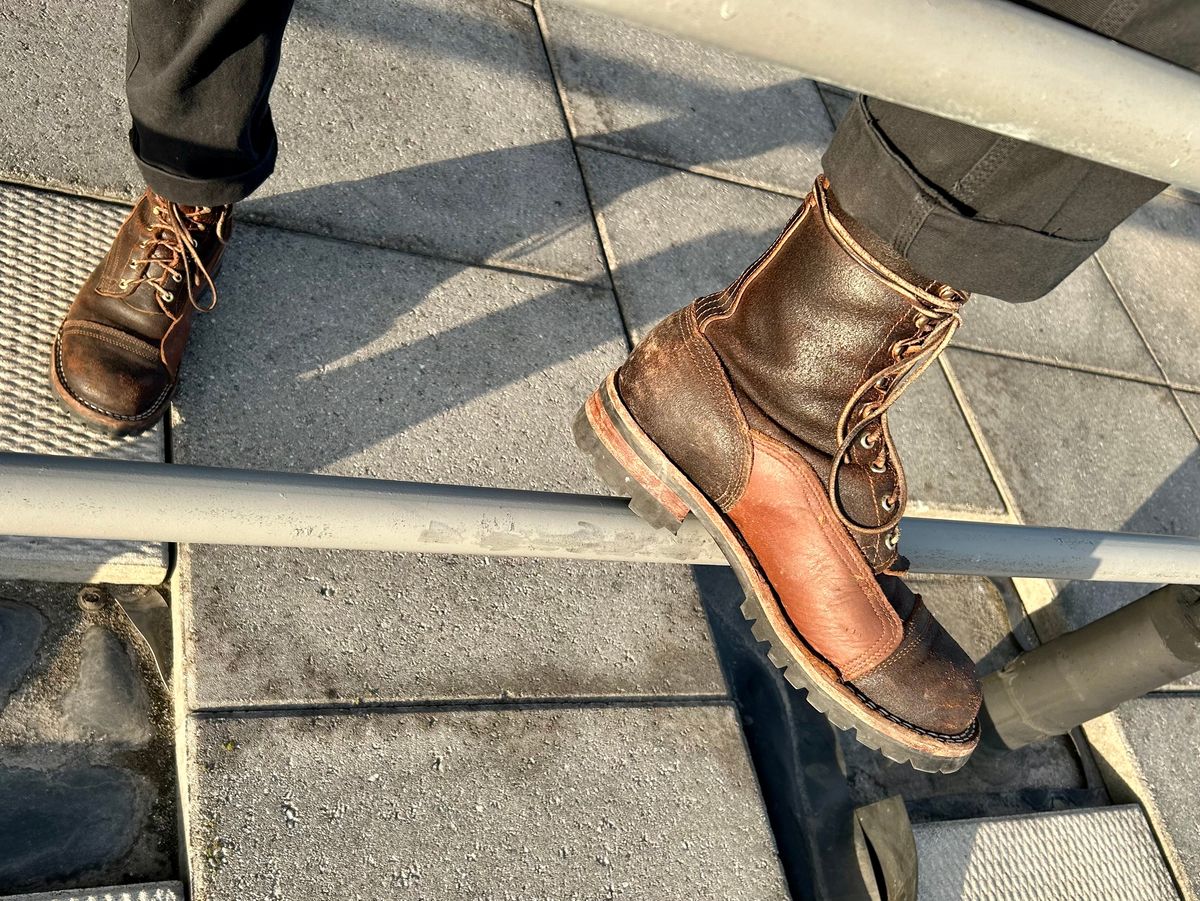 Photo by Vic on May 15, 2026 of the Nicks X Rose Anvil ND1 in Horween Black Waxed Flesh.