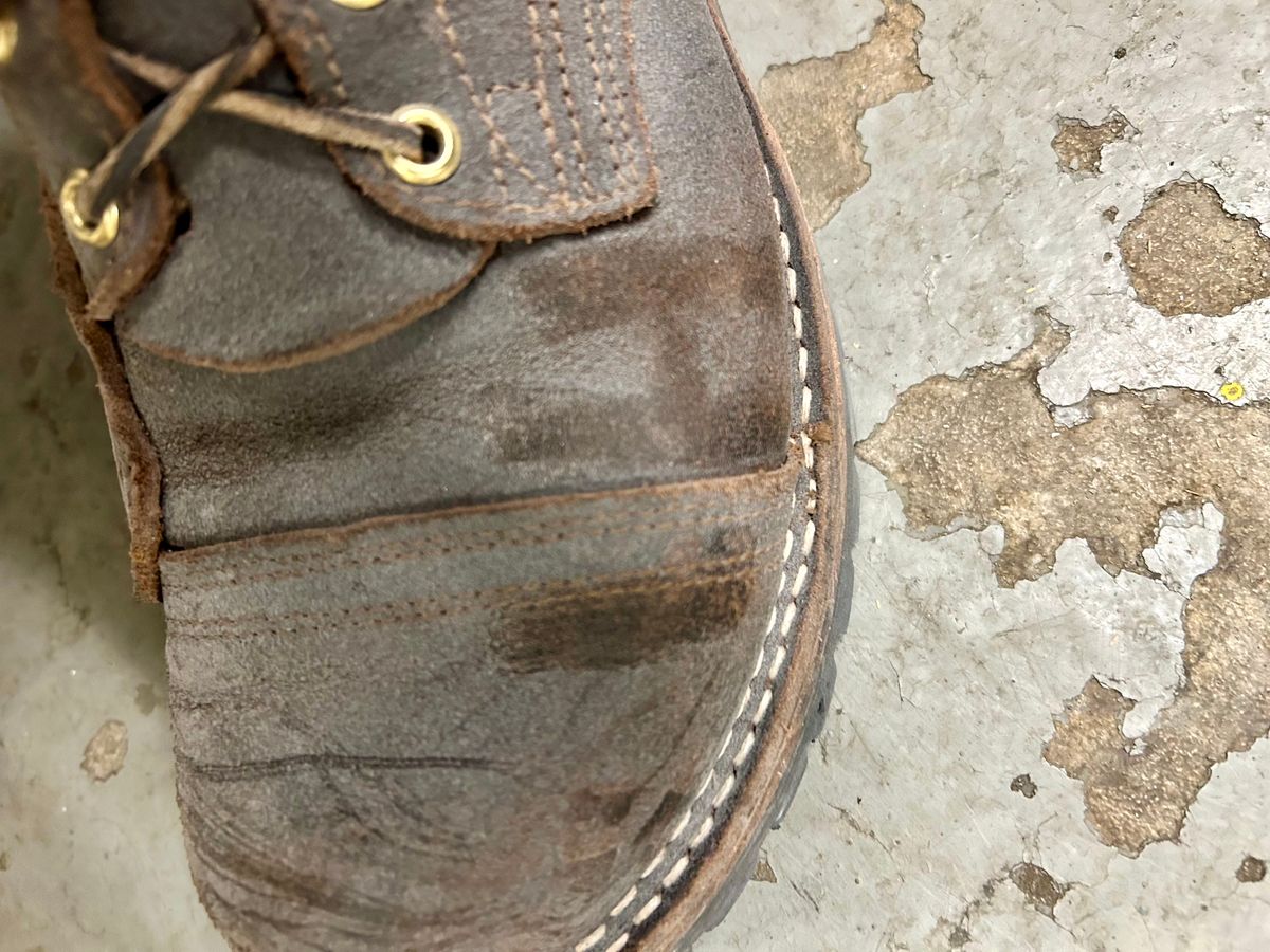 Photo by Vic on May 20, 2026 of the Nicks X Rose Anvil ND1 in Horween Black Waxed Flesh.
