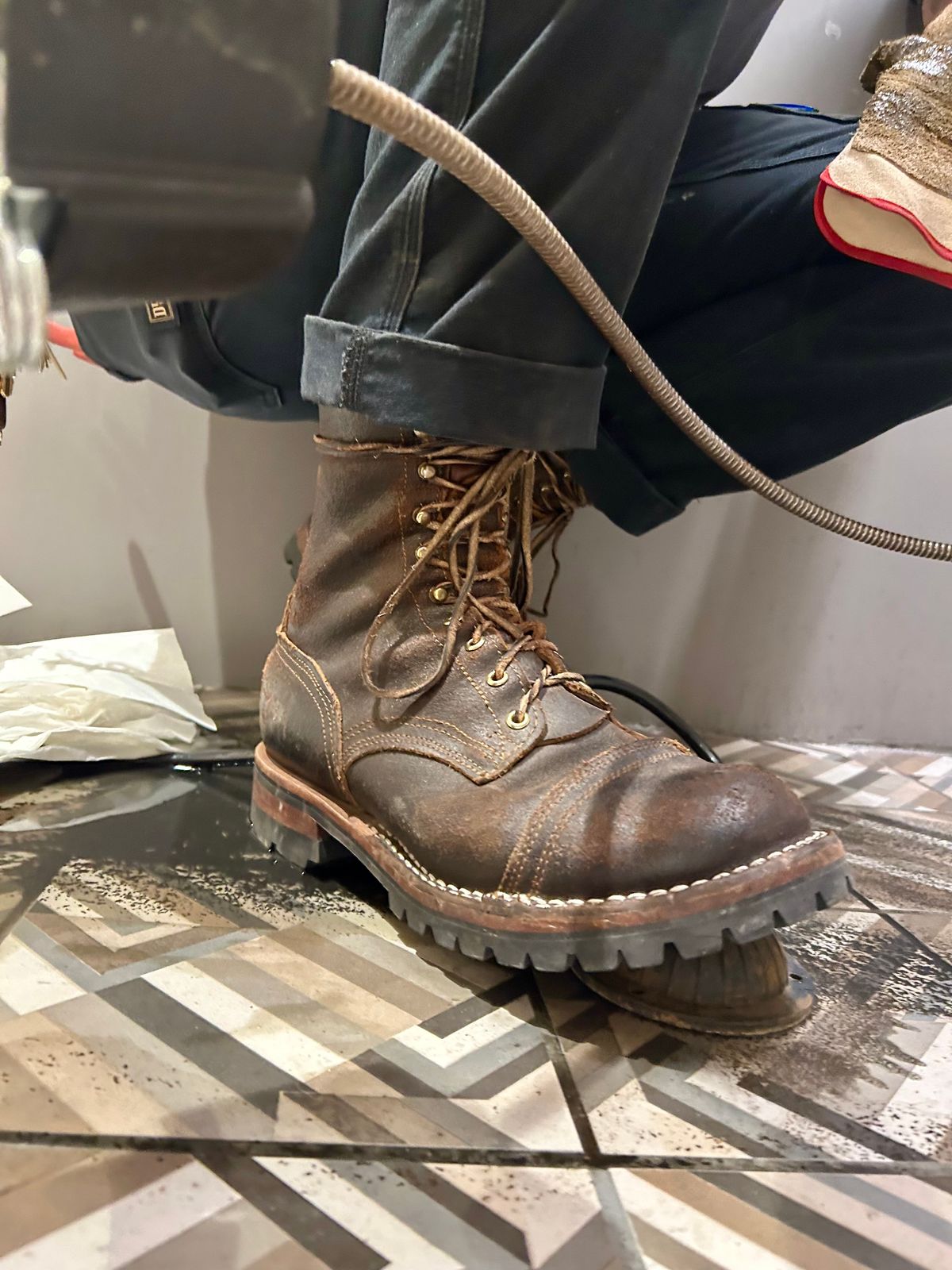 Photo by Vic on June 15, 2026 of the Nicks X Rose Anvil ND1 in Horween Black Waxed Flesh.