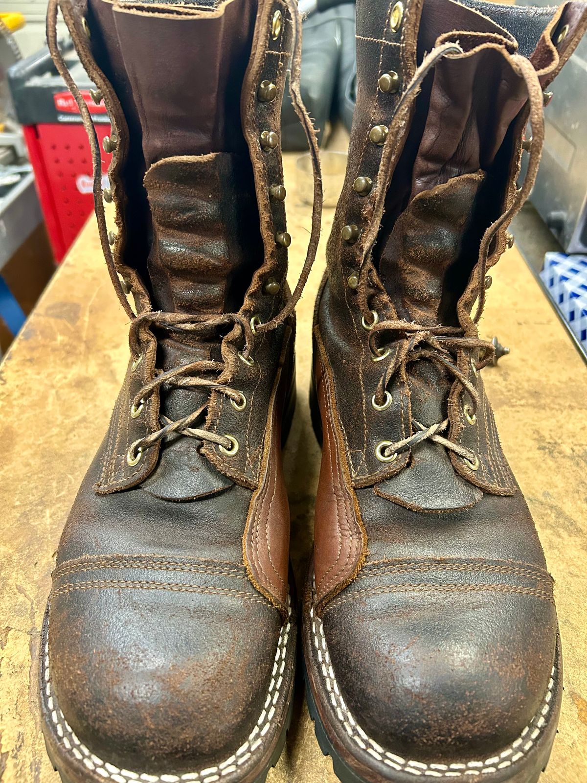 Photo by Vic on June 17, 2026 of the Nicks X Rose Anvil ND1 in Horween Black Waxed Flesh.