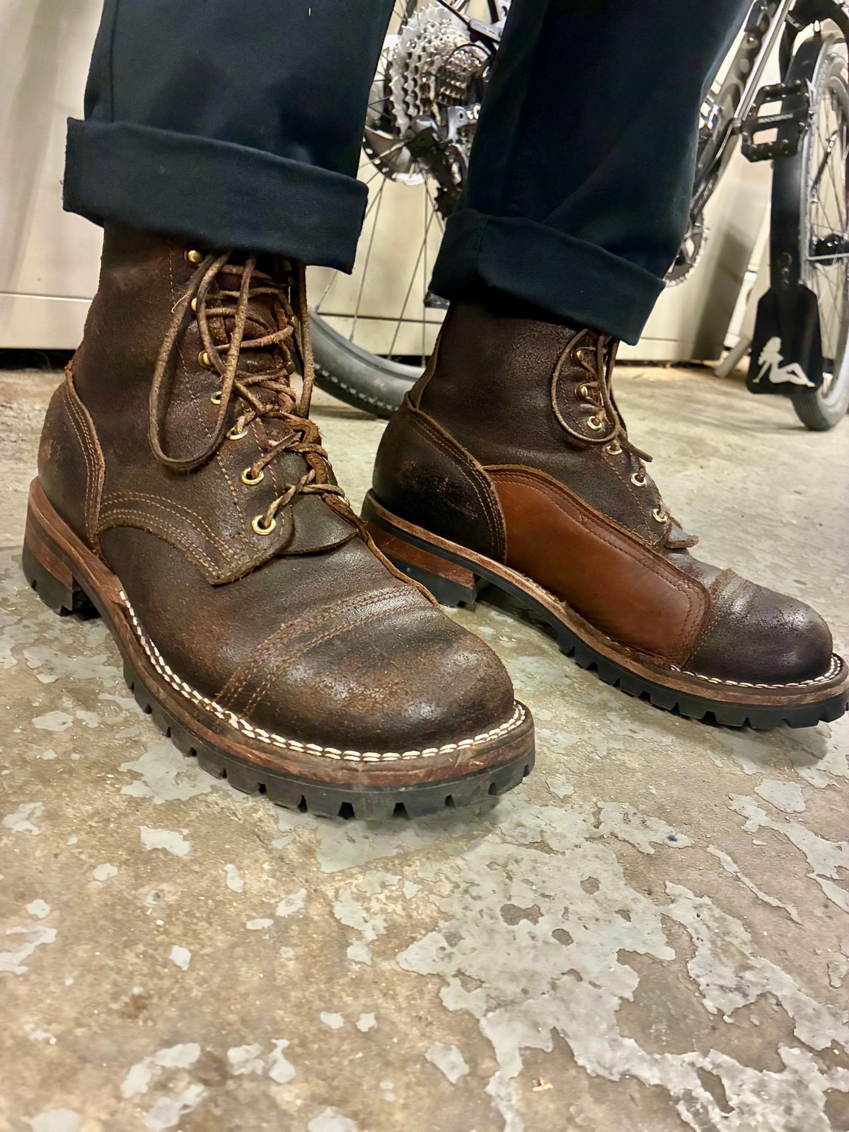 Photo by Vic on June 24, 2026 of the Nicks X Rose Anvil ND1 in Horween Black Waxed Flesh.