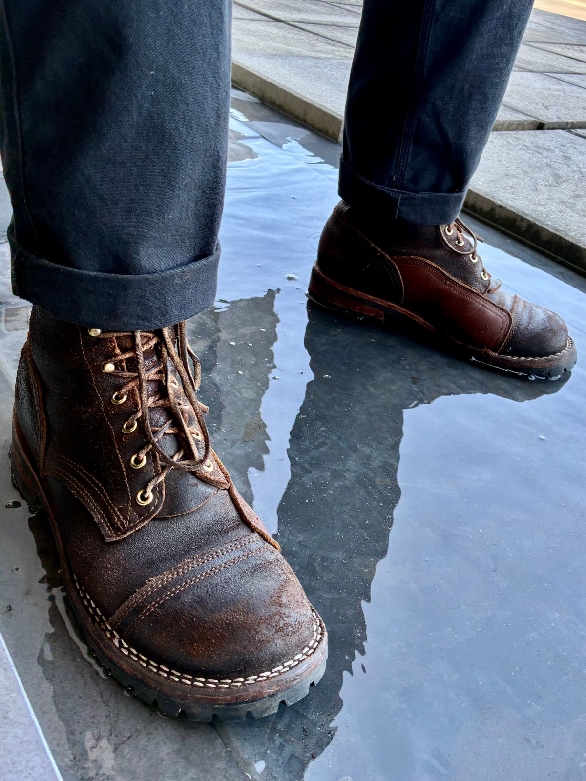 Photo by Vic on July 2, 2026 of the Nicks X Rose Anvil ND1 in Horween Black Waxed Flesh.
