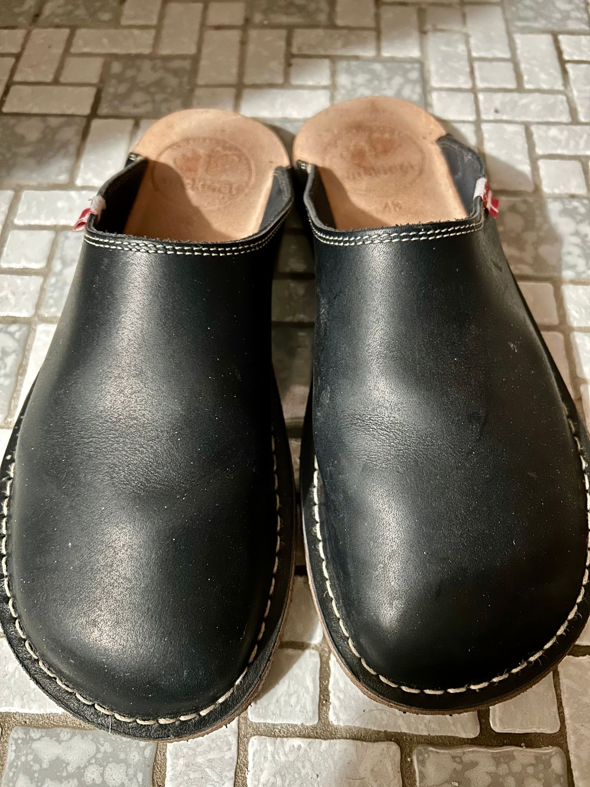 Photo by Vic on January 6, 2026 of the Duckfeet Blåvand in Terracare Navy.