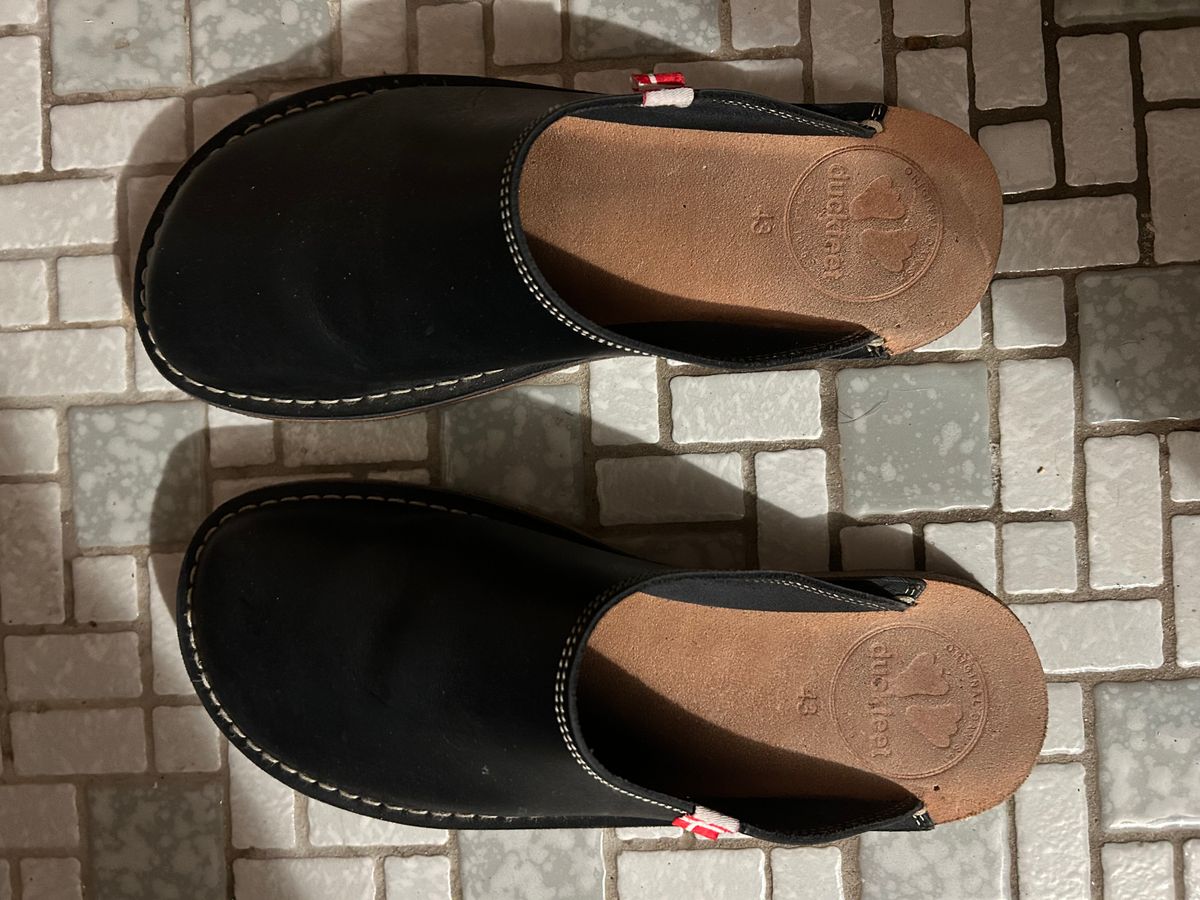 Photo by Vic on January 6, 2026 of the Duckfeet Blåvand in Terracare Navy.