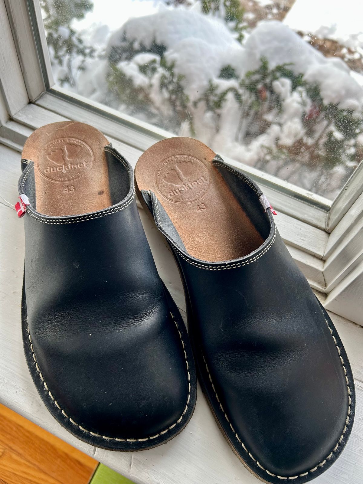 Photo by Vic on February 24, 2026 of the Duckfeet Blåvand in Terracare Navy.