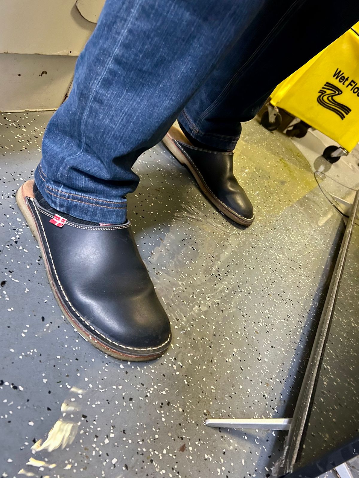 Photo by Vic on March 27, 2026 of the Duckfeet Blåvand in Terracare Navy.