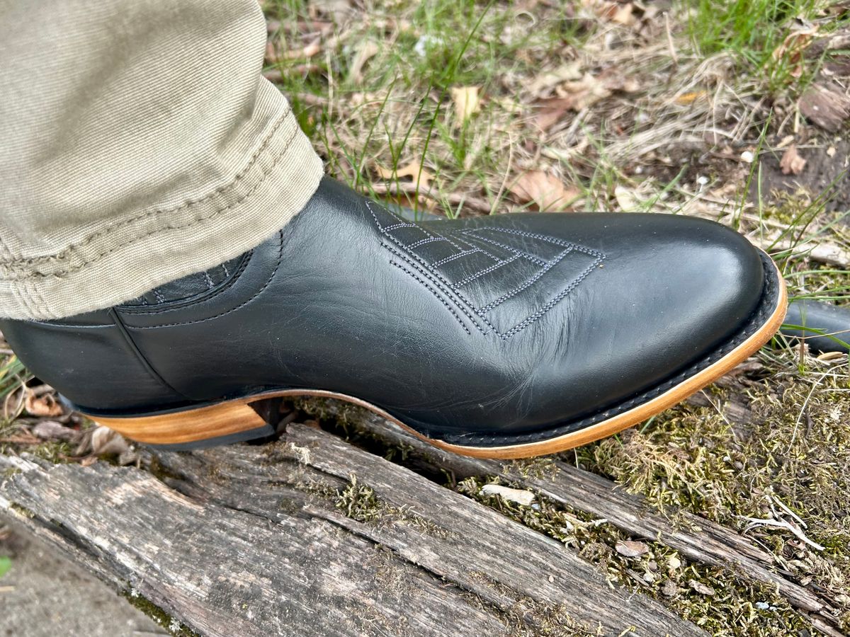 Photo by Vic on March 30, 2026 of the JK Boots The Ace in Smooth Black Bovine.