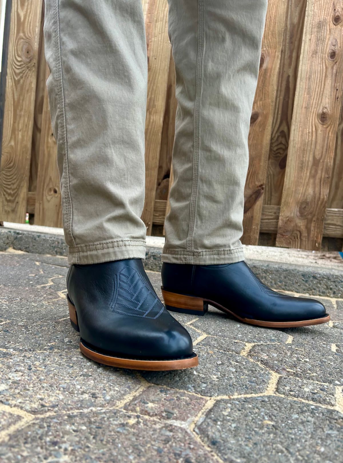 Photo by Vic on March 30, 2026 of the JK Boots The Ace in Smooth Black Bovine.