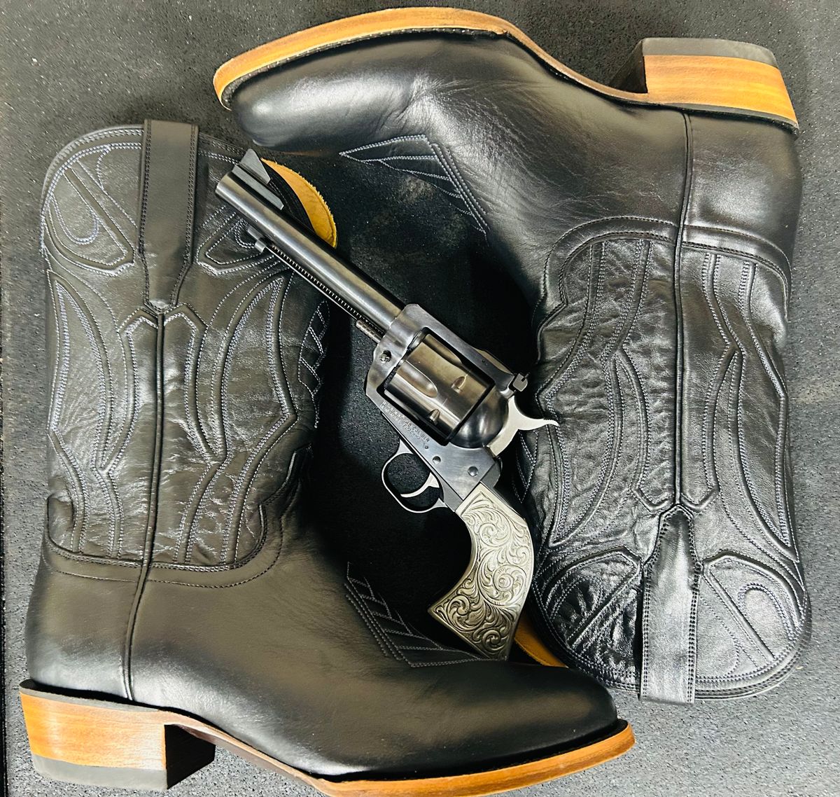 Photo by Vic on May 25, 2026 of the JK Boots The Ace in Smooth Black Bovine.