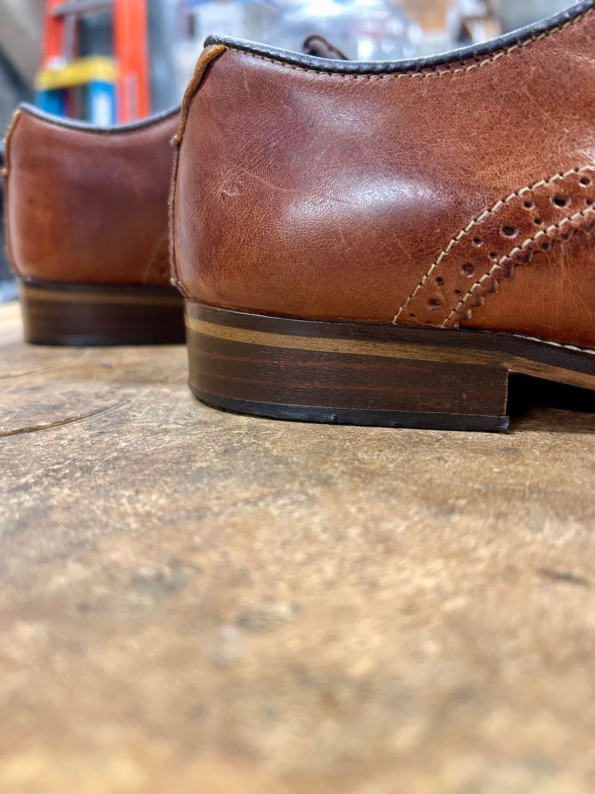 Photo by Vic on February 20, 2026 of the Unknown Maker Made In Portugal in Unknown Natural Veg Tan.