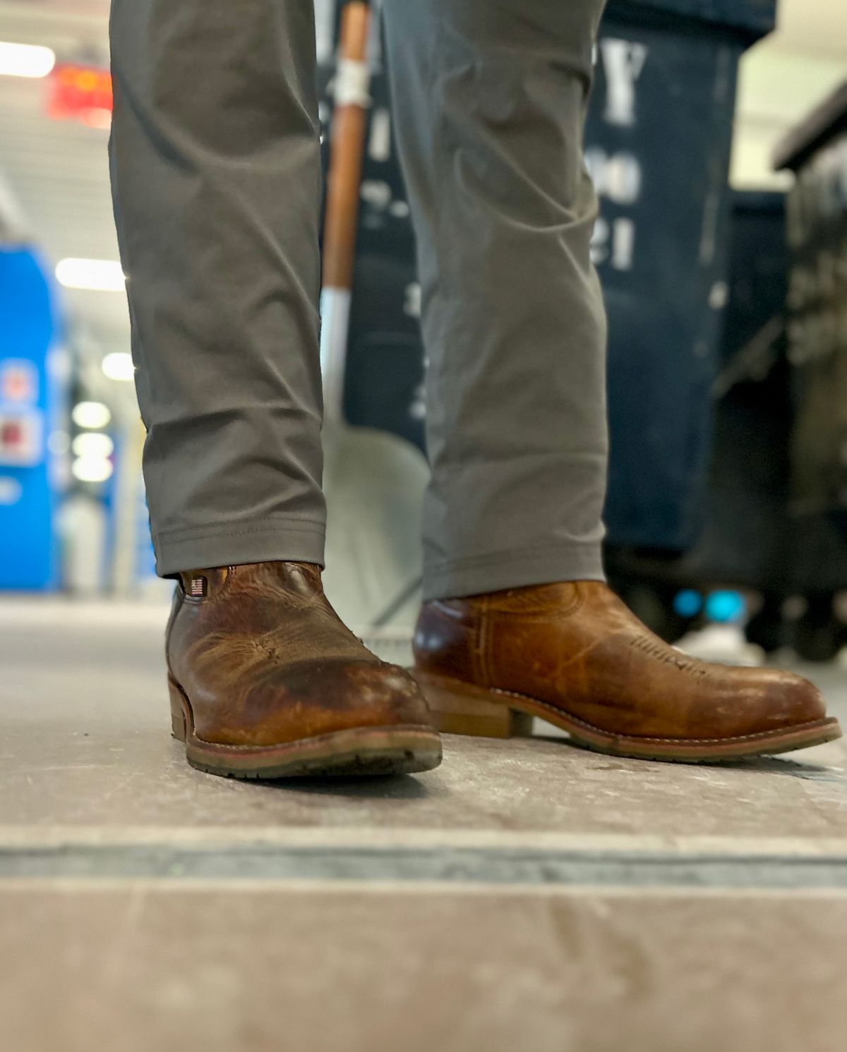 Photo by Vic on April 18, 2026 of the Double-H Dylan in Old Town Folklore.