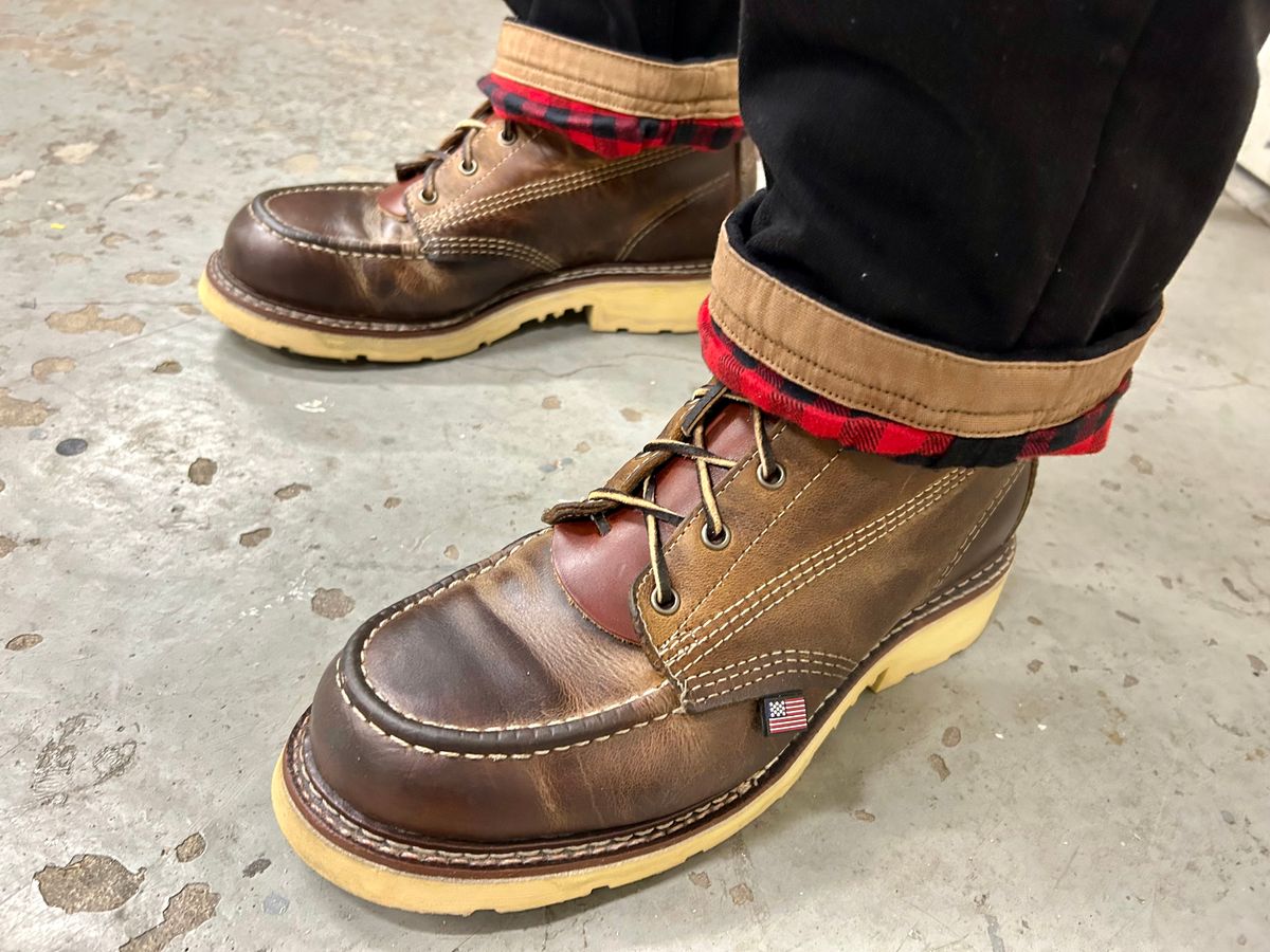 Photo by Vic on December 31, 2025 of the Carolina 8in Ferric Soft Toe Moc in Old Town Folklore.