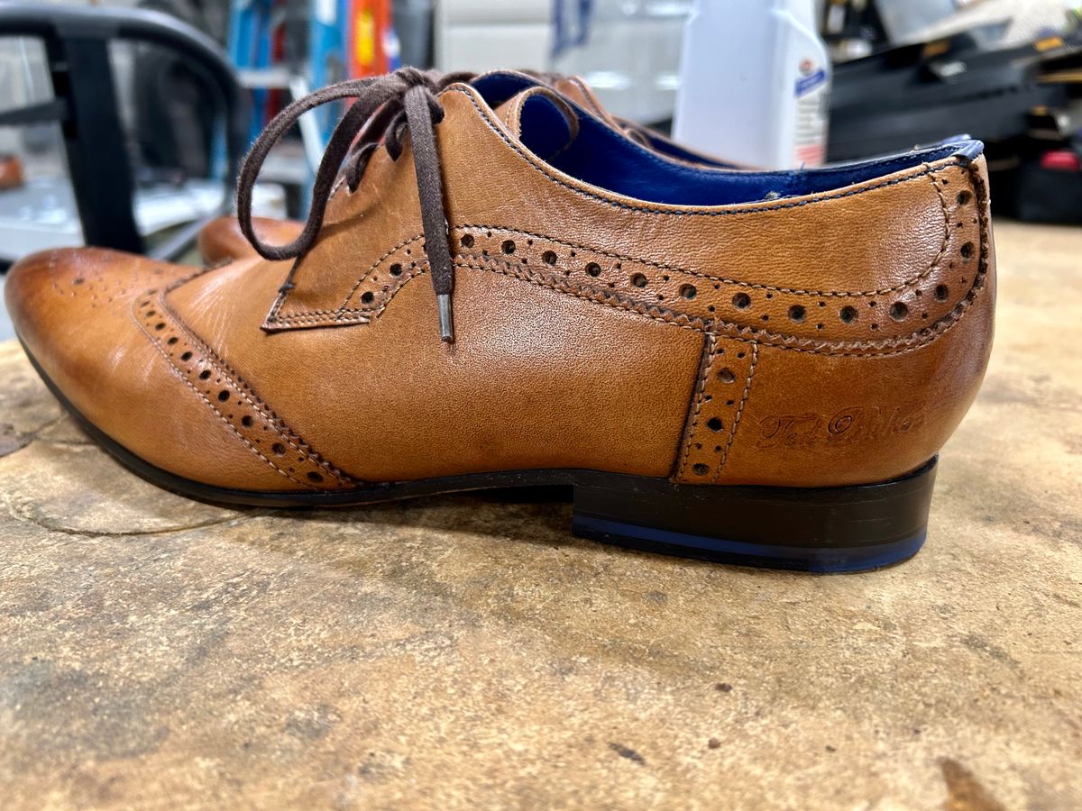 Photo by Vic on February 20, 2026 of the Ted Baker Unknown Model in Tarnsjo Garveri Brown Veg-Tanned Tooling.